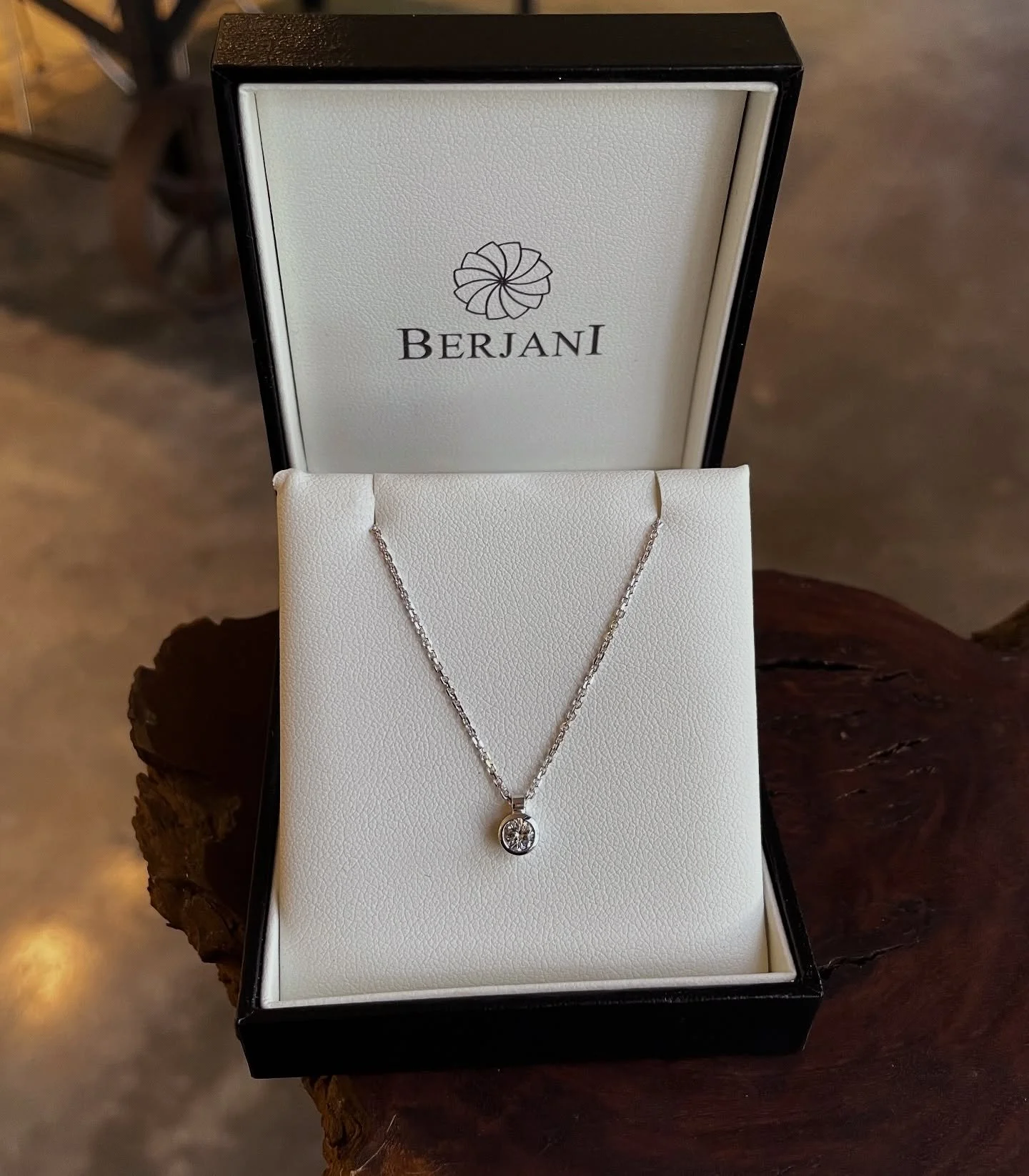 BERJANI Bespoke - Happy 10 Year Anniversary to a beautiful couple whose rings we made that long ago&hellip; And now the perfect gift from a loving husband to his beautiful wife of 10 years&hellip; A stunning diamond pendant handcrafted in white gold&