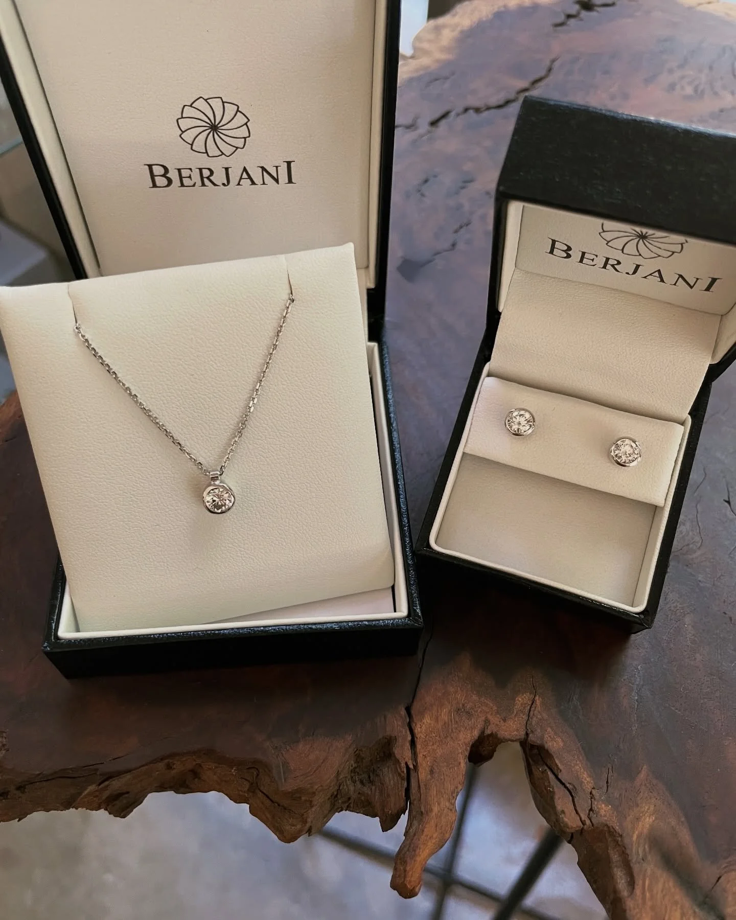 BERJANI Remakes - From a three diamond ring no longer worn repurposed into a handmade white gold bezel set diamond pendant and matching stud earrings&hellip; Love 🤍

#gold #repurposed #diamondnecklace #diamondstuds #finejewellery