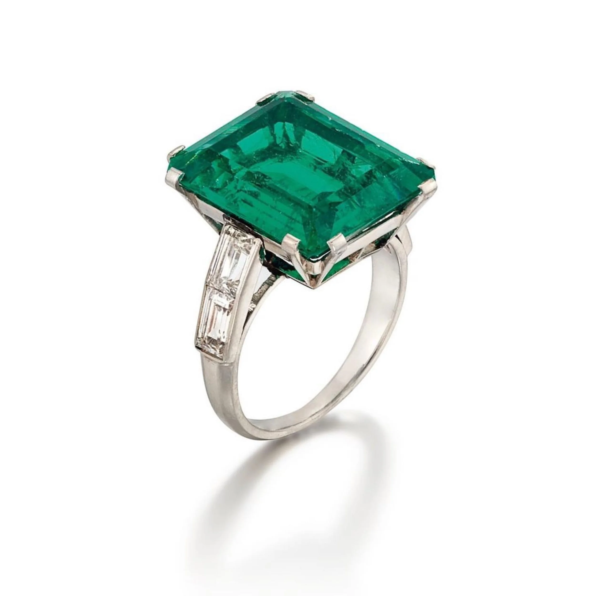 Celebrating Emerald month... 
Belonging to the Beryl group of gemstones&hellip; The most popular and rarest colour is the deep &lsquo;moss&rsquo; green variety from Colombia&hellip; The leading producer of fine emeralds, followed by Brazil and Zambia