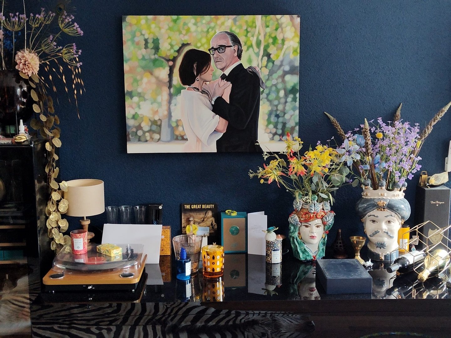 My La Grande Bellezza painting at the clients home&hellip;looks nice at the blue wall!!
*
*
*
#lagrandebellezza #jepgambardella #jepgambardellastyle #paolosorrentino #paolosorrentino🎬 #toniservillo #acrylicpainting #acrylics #acrylicart #italianstyl