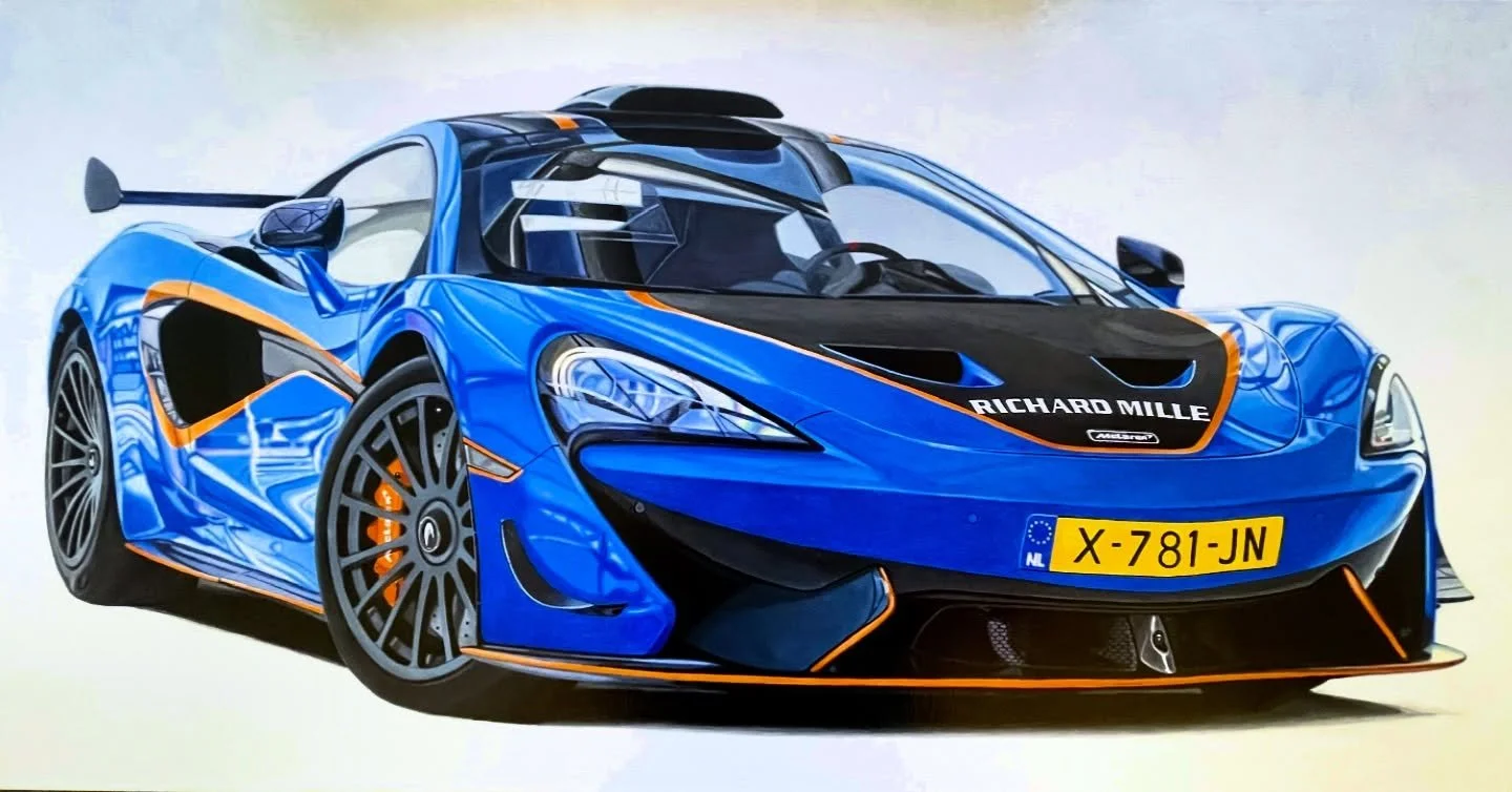 My latest finished painting, a McLaren 620R in Paris Blue with orange striping and Richard Mille logo. A great configuration, where the blue was very difficult to paint. In most of the photos the paris blue looks too dark and flat, where it has a gre