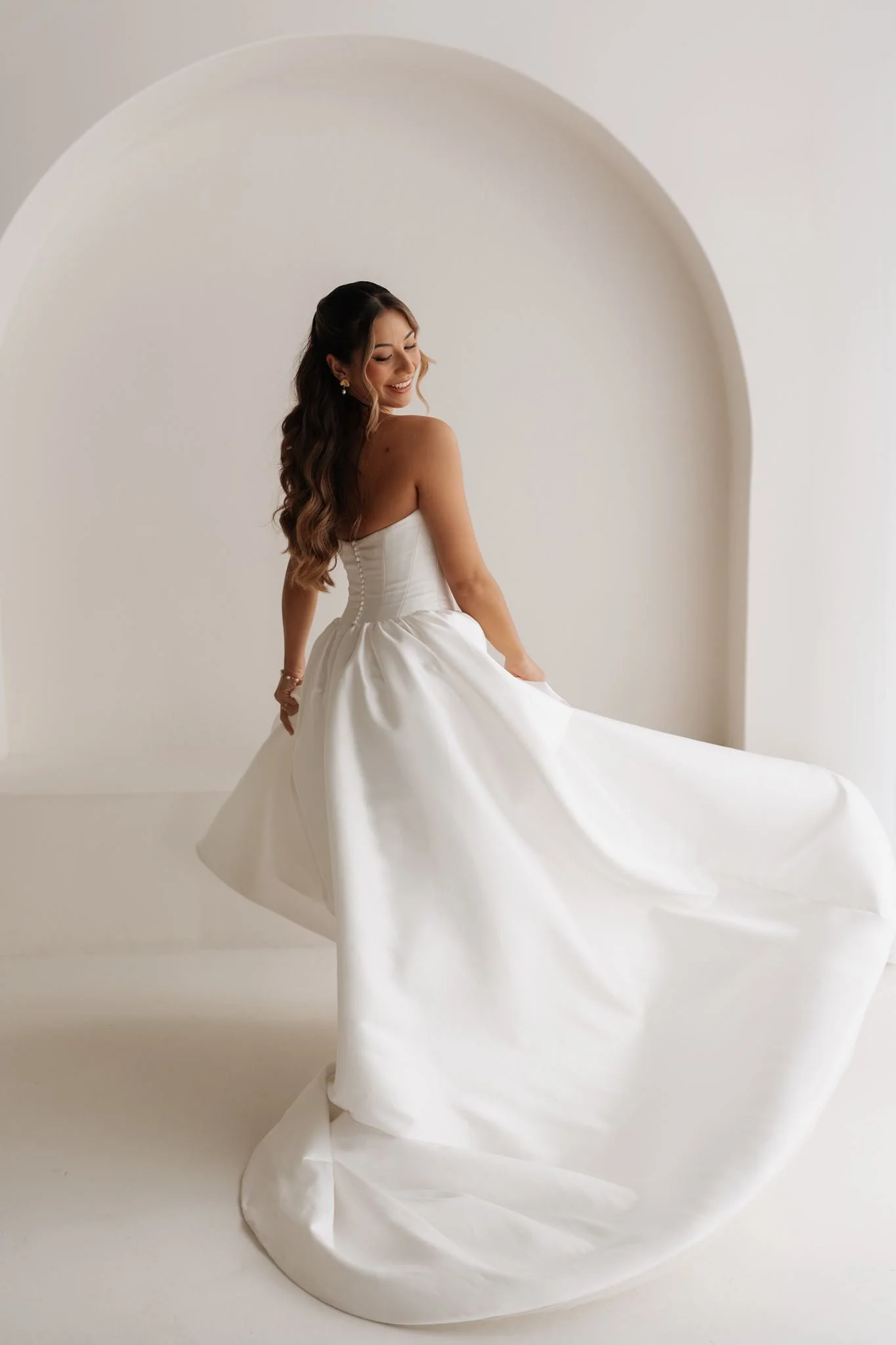 Erin Clare Bridal Cyndi Basque Waist Strapless Gown