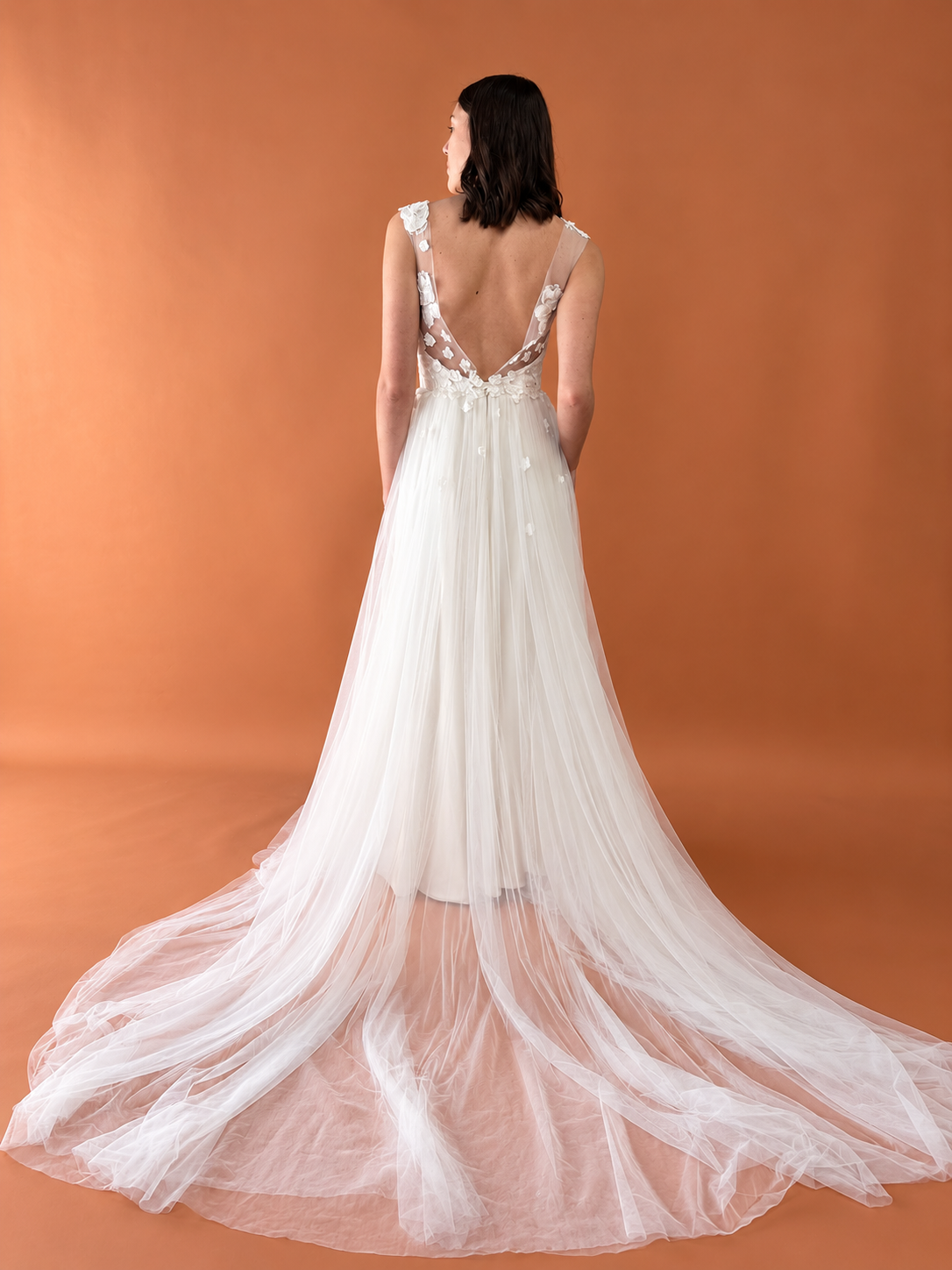 Erin_Clare_Bridal_Zara (12).png