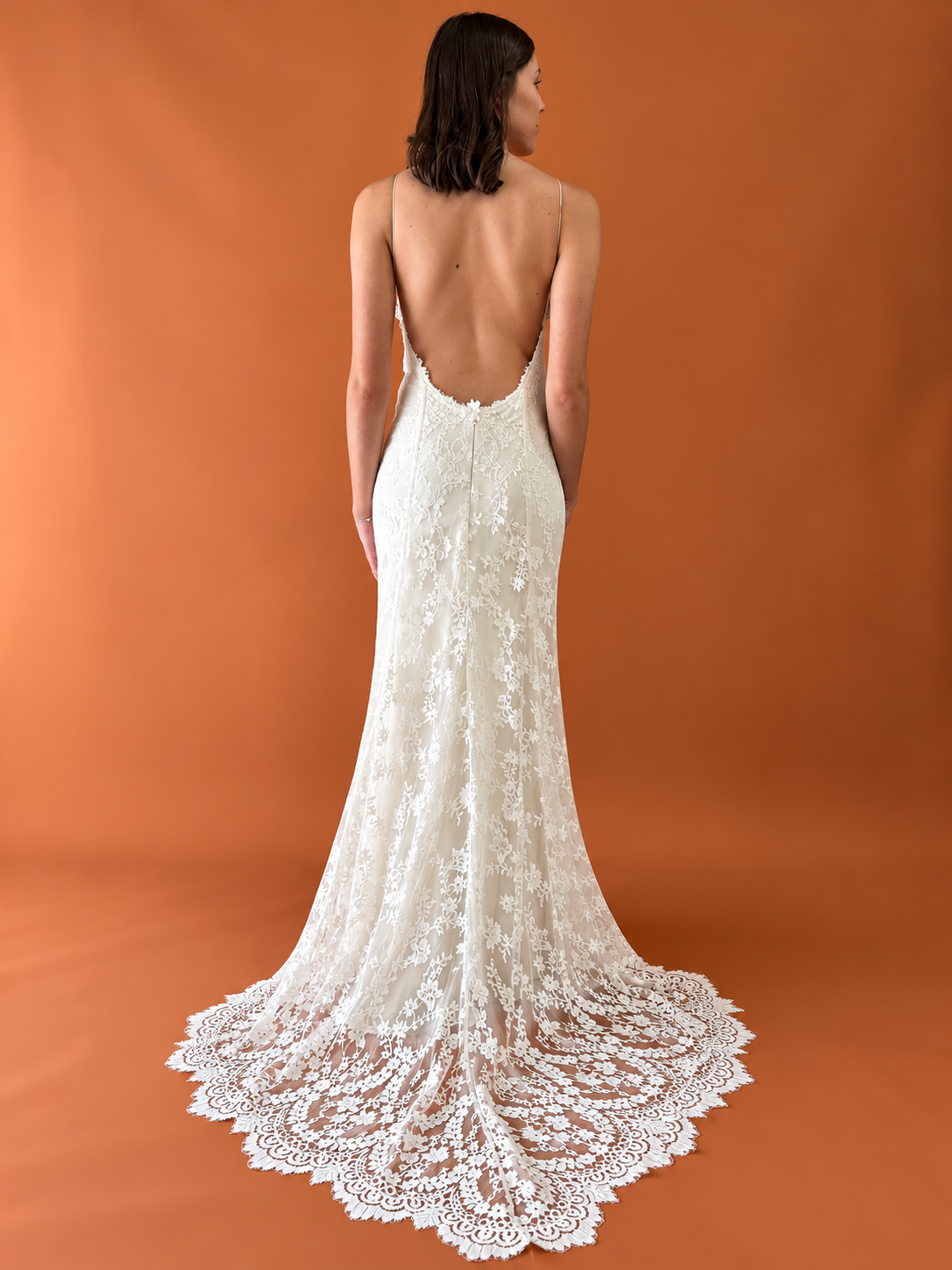 Erin_Clare_Bridal_Millie (14).png