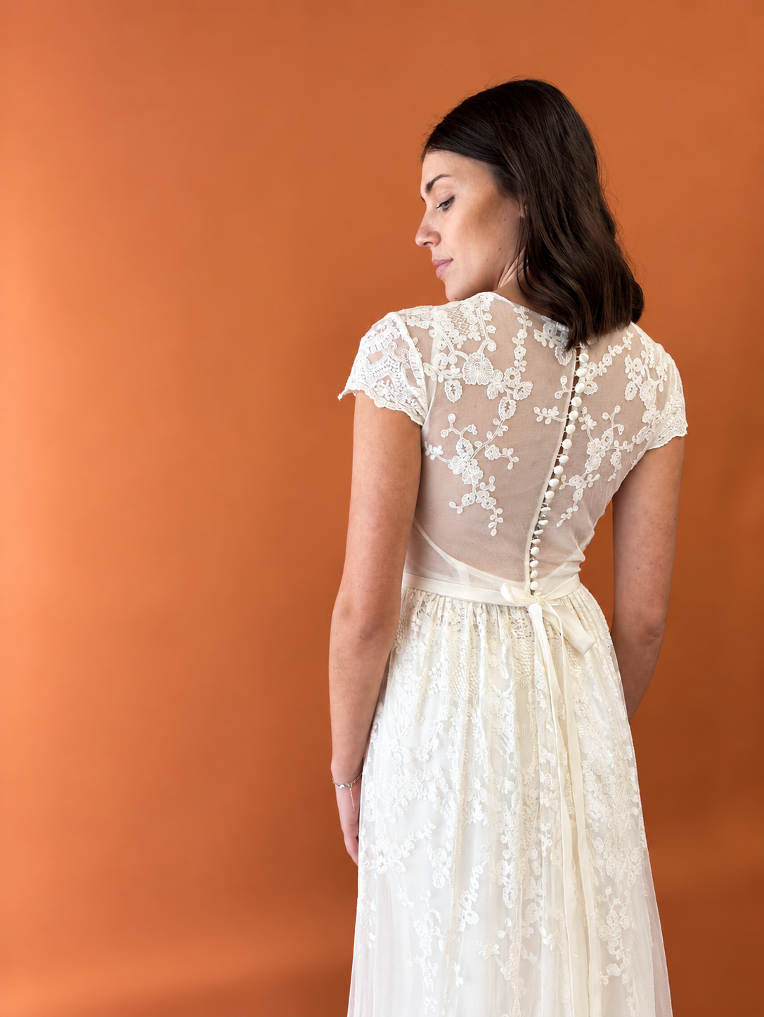 Erin_Clare_Bridal_Willow (8).png