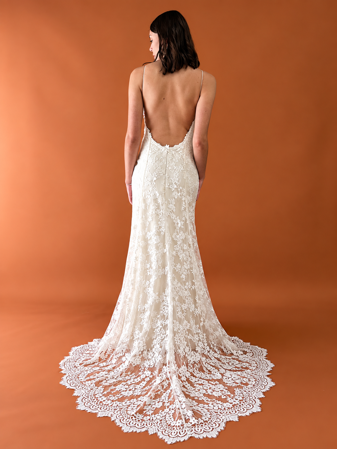 Erin_Clare_Bridal_Millie (15).png