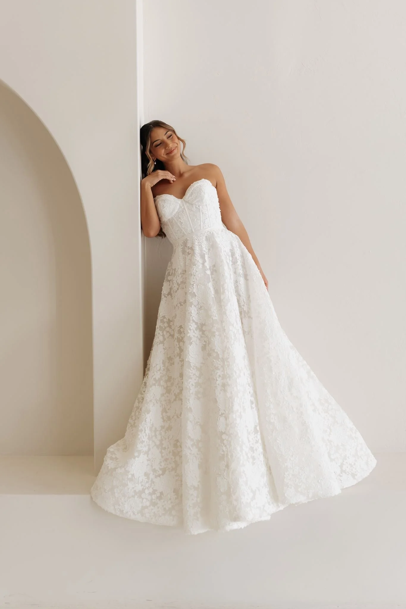 Erin Clare Bridal Ivy Strapless Lace Wedding Dress