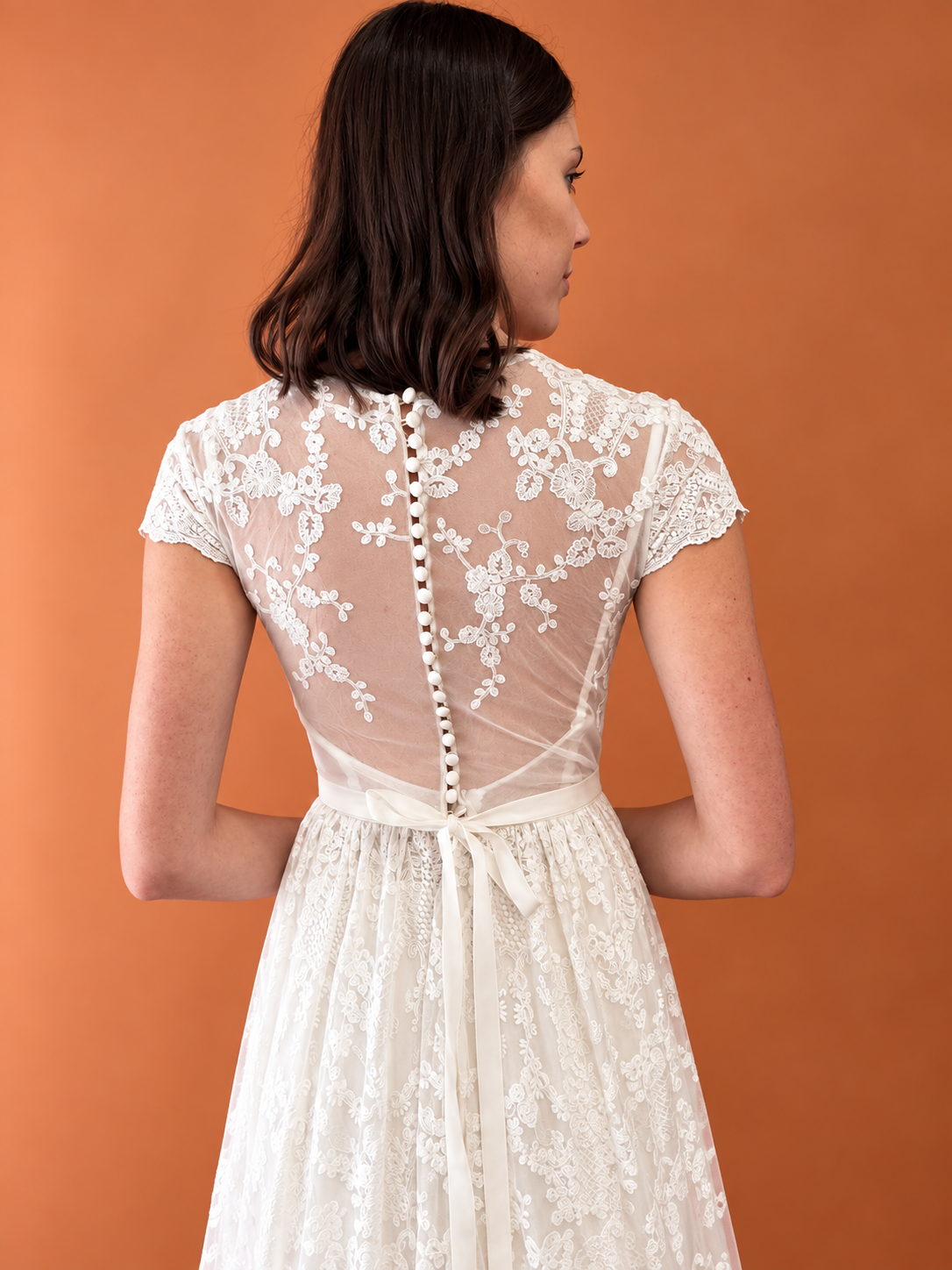 Erin_Clare_Bridal_Willow (4).png