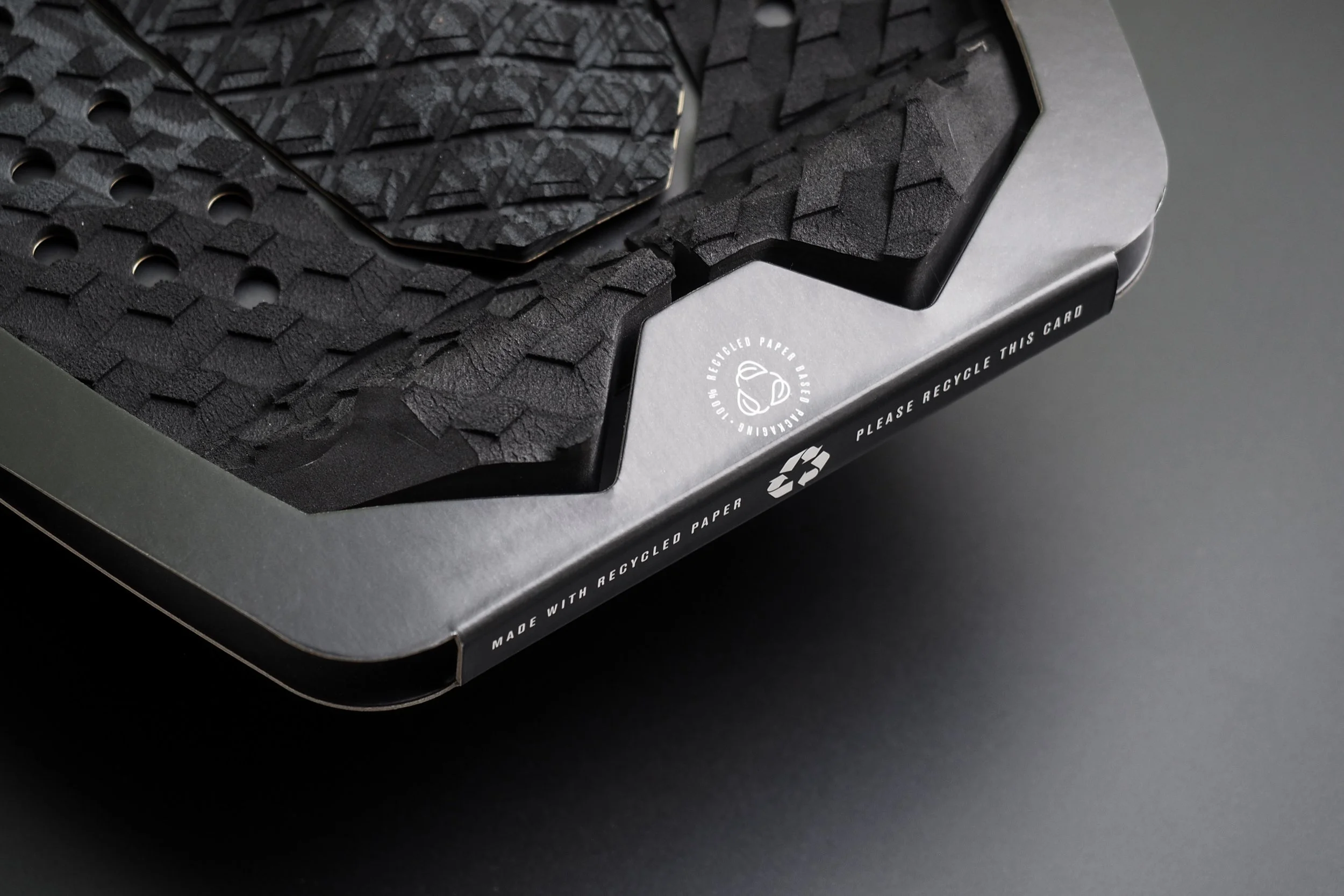 2212_FCS Tail Pad Retail Packaging-10.jpg