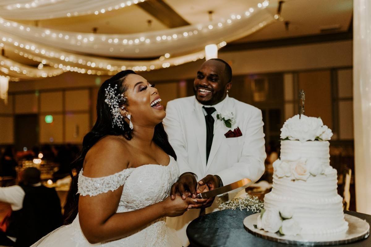 Come Back Eats & Treats, LLC - Wedding Cake - Conyers, GA - WeddingWire