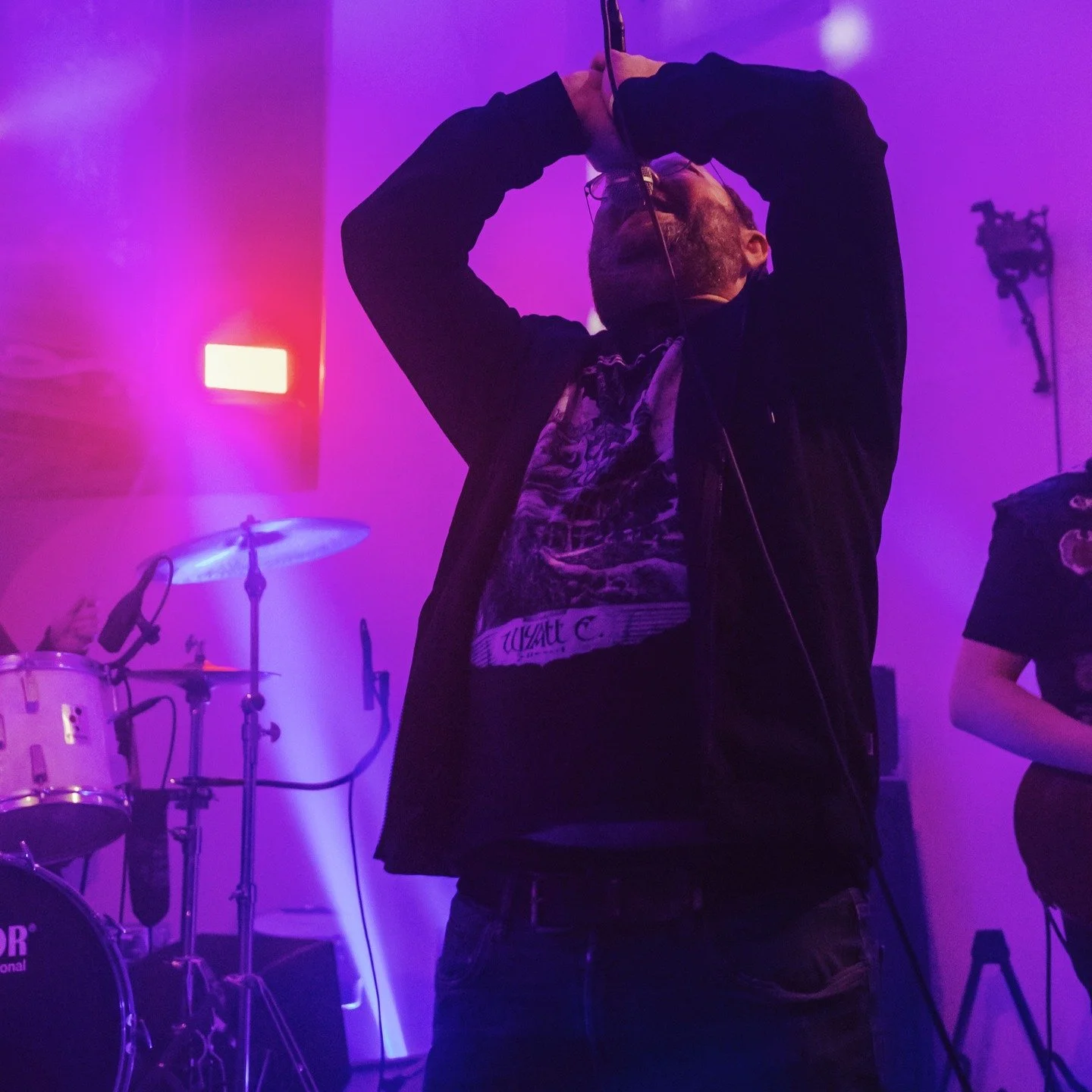 Der erste Metalabend in der Spitalkirche liegt nun auch hinter uns - Danke an @endonomos, @arcticseasurvivors &amp; Mords Zinnober, die uns gezeigt haben, dass Metal in der Kirche definitiv funktioniert! 🙂 
Und ein ebenso gro&szlig;es Danke an alle 