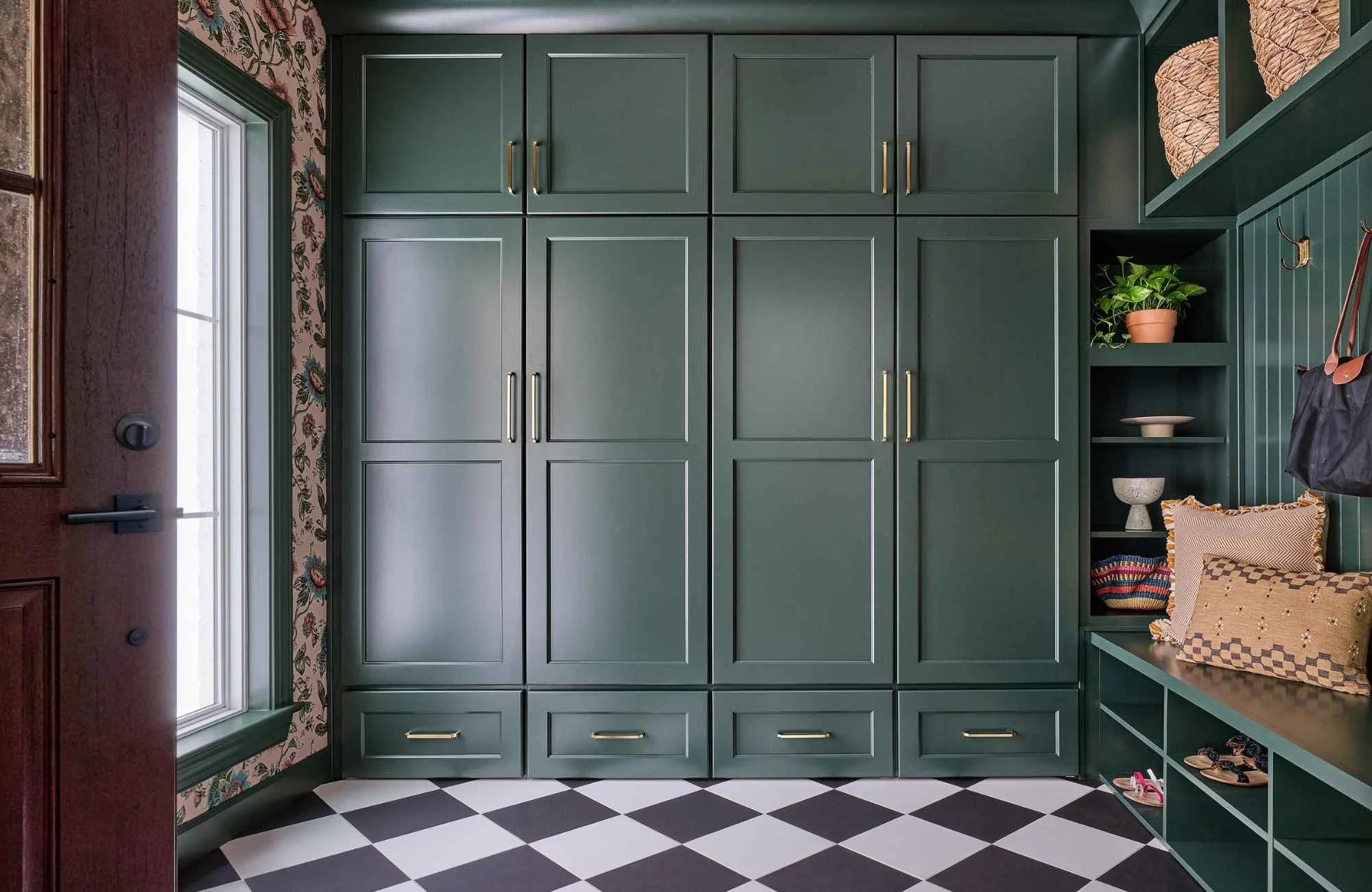 Designing a Functional Mudroom: Practical Style for Your Family’s Needs