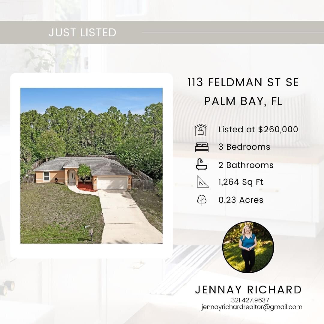 Move-in ready 3 bed/2 bath home in #palmbay, just minutes from #baysidelakes!