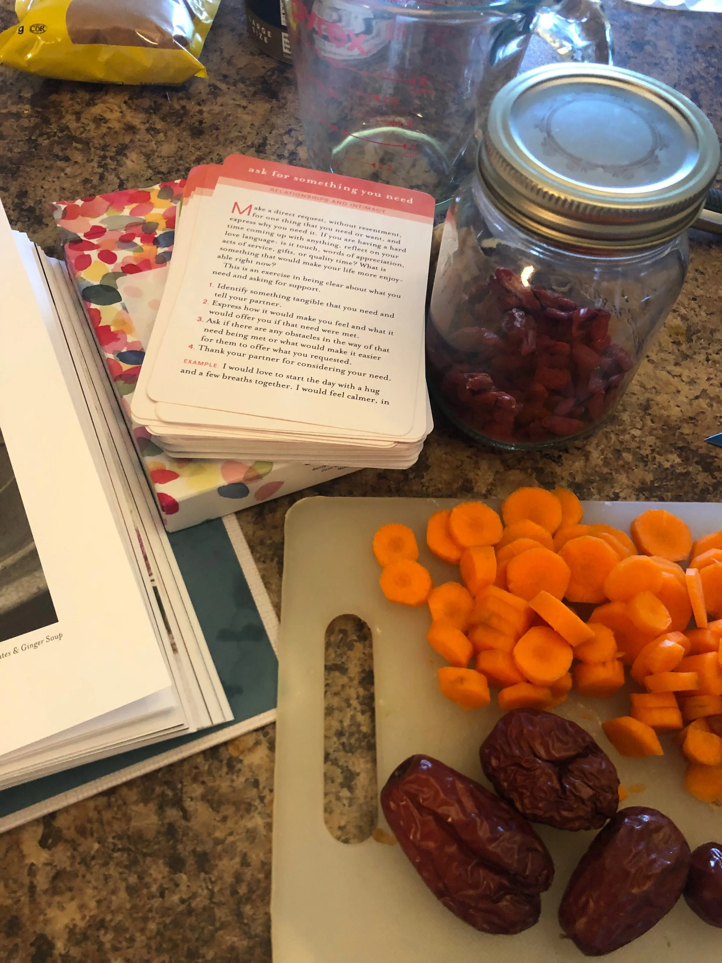 Postpartum-adapted recipes.