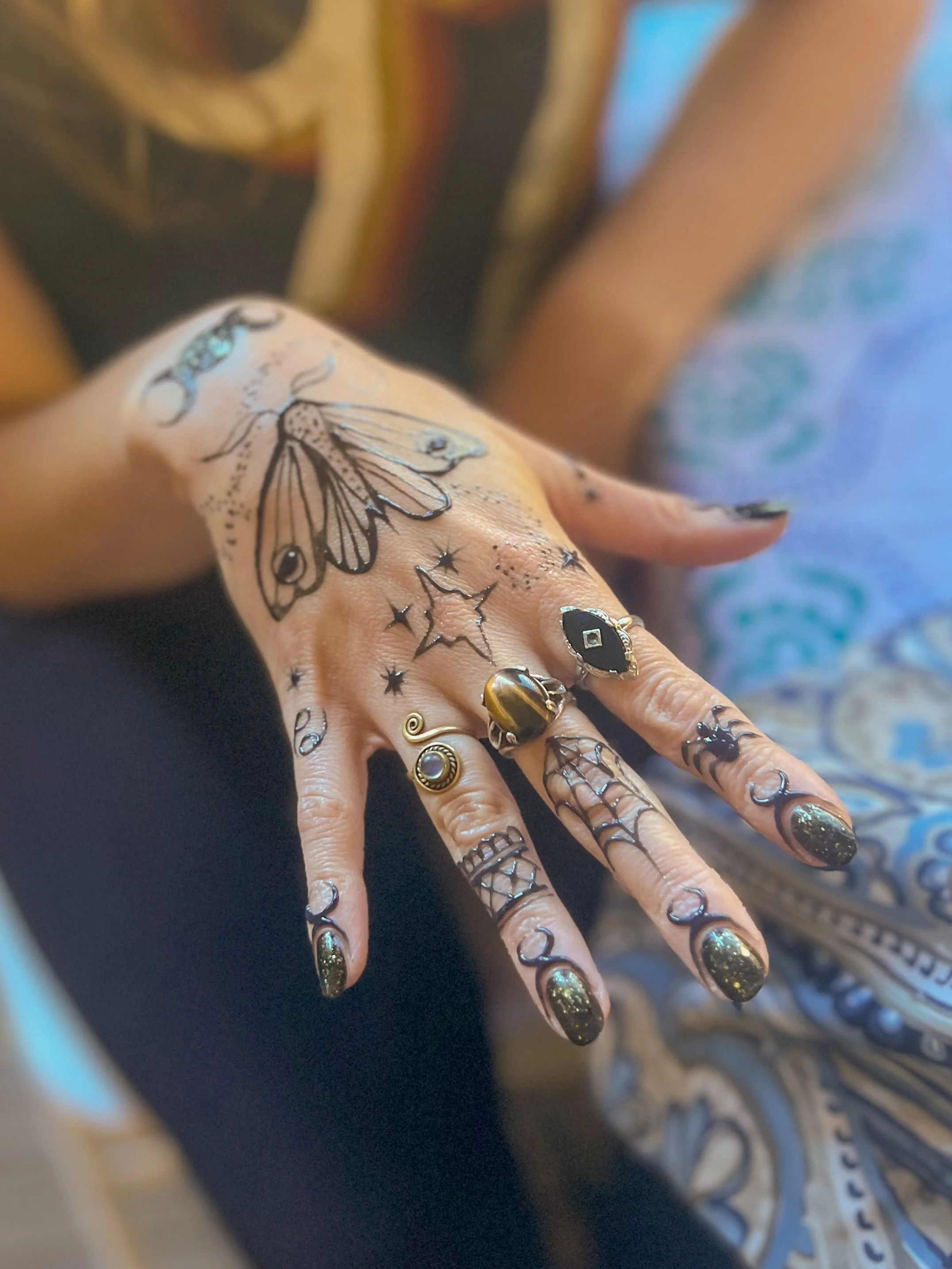 Buena Henna Jagua Moth Porfolio