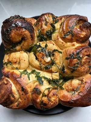 Blue Cheese Miso Garlic Milk Bread Buns With Crispy Arugula Recipe By blue-cheese-miso-garlic-milk-bread-buns-with-crispy-arugula-recipe-by