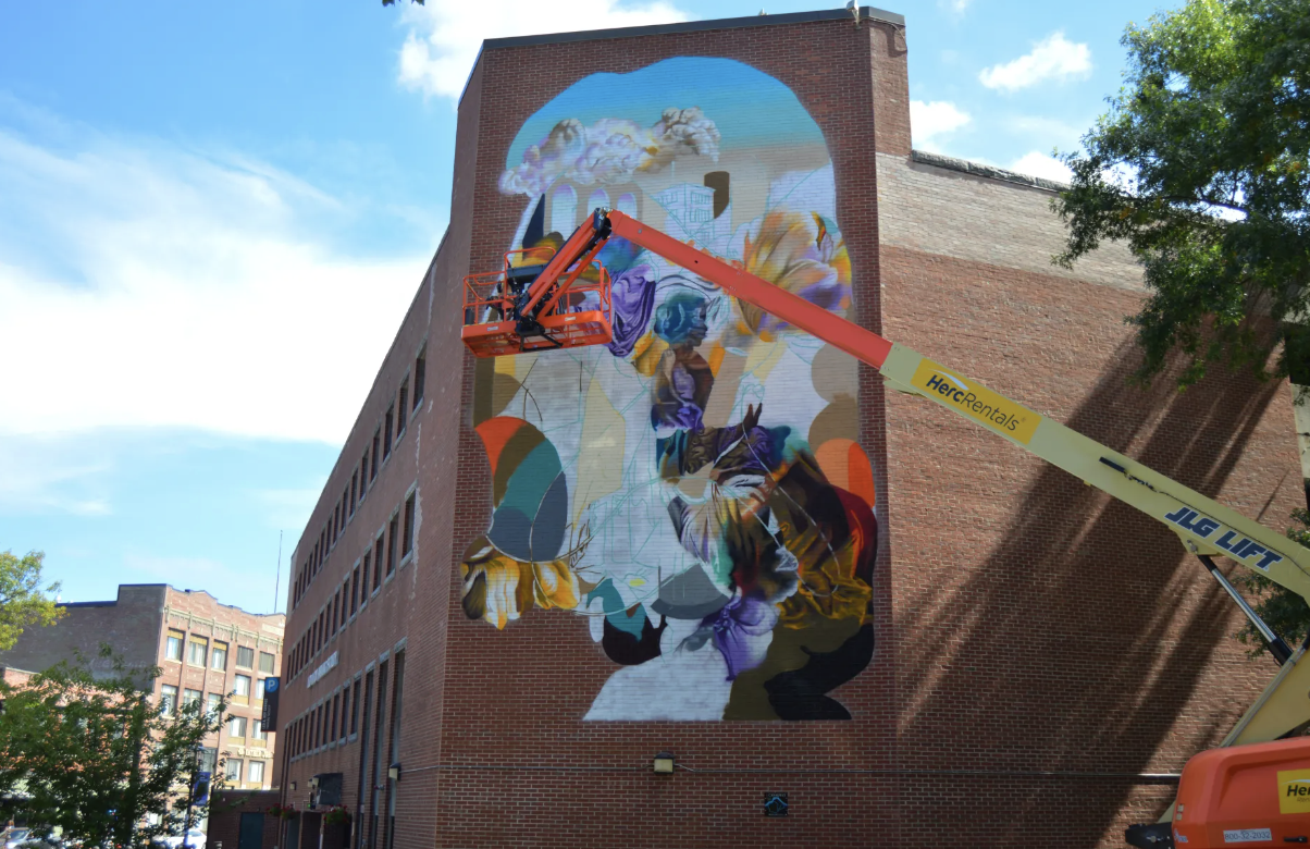 New ‘Looms and Legacy’ Mural on Market Street Depicts Lowell’s Mill Girls
