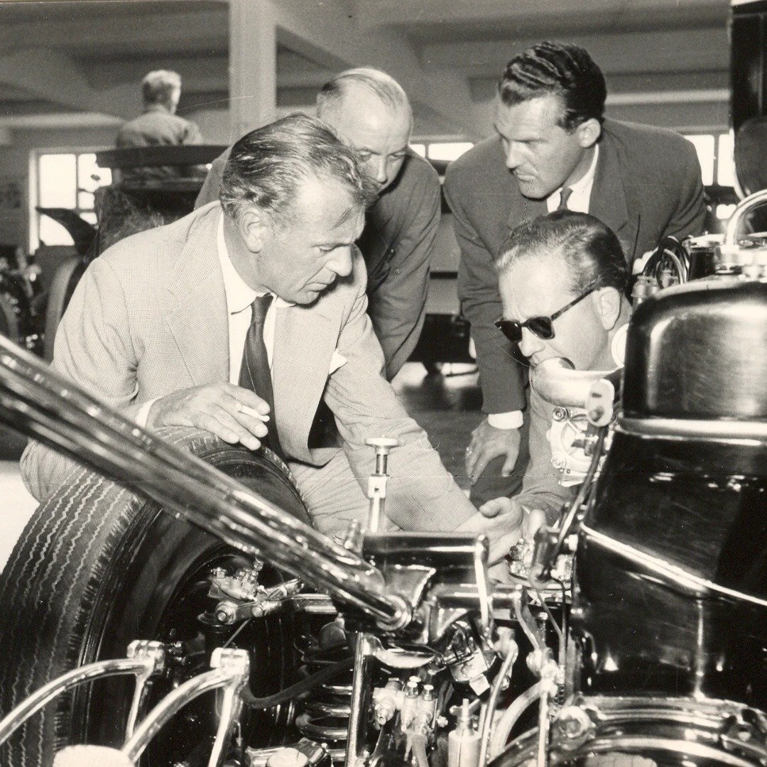 📷During a remarkable visit to the Mercedes factory in Stuttgart, Cooper immersed himself in the world of automotive craftsmanship, forging a unique bond with the technicians as they worked on his special model.

Spending days at the factory, Cooper 