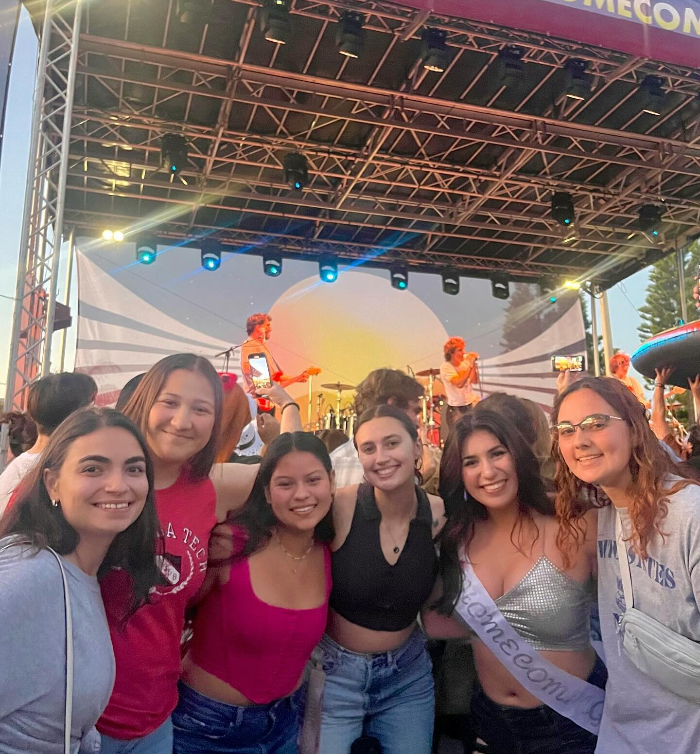 Thank you to @floridatech_homecoming for putting on such an amazing event last night!!🤩🎸🎟️
#floridatechHOCO2024