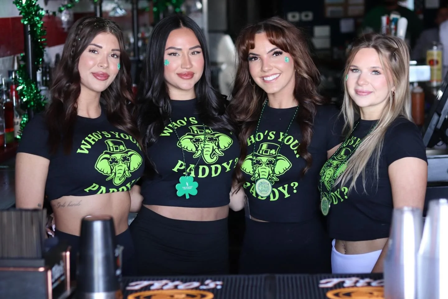 The Angry Elephant 🐘 &amp; The Roo Pub 🦘 St Patrick&rsquo;s day Block Party!🎉🍻🍀 
Thanks for joining us 🍀🍀🍀 
Same time next year? 😉💚 
#TheRooPub #TheAngryElephant #StPatricksDay #BlockParty