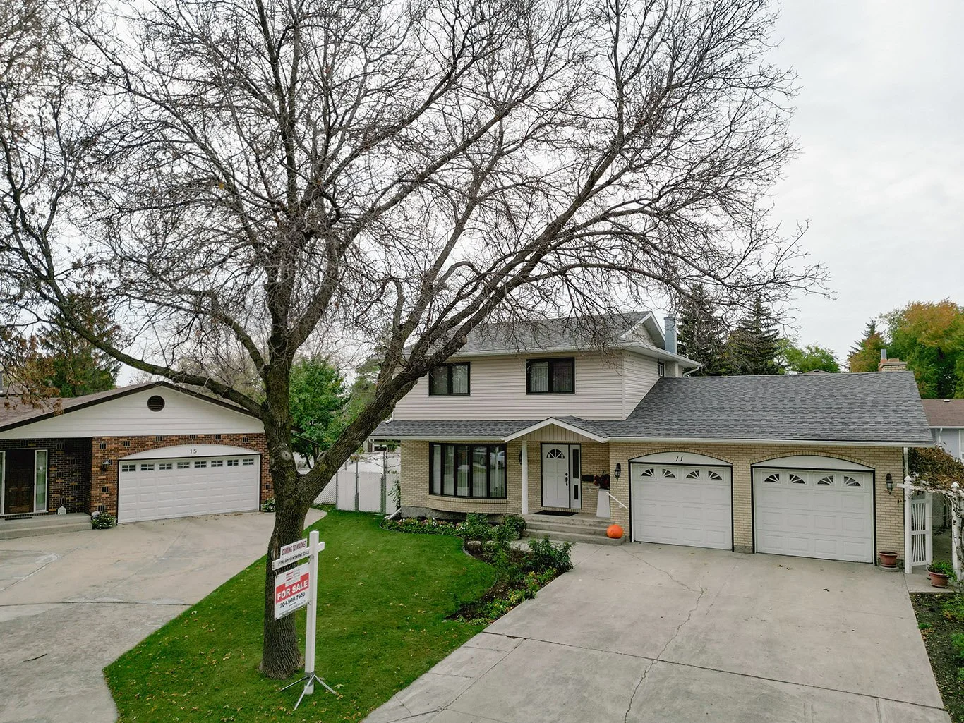 39. 11 Deborah Place_aerial.jpg