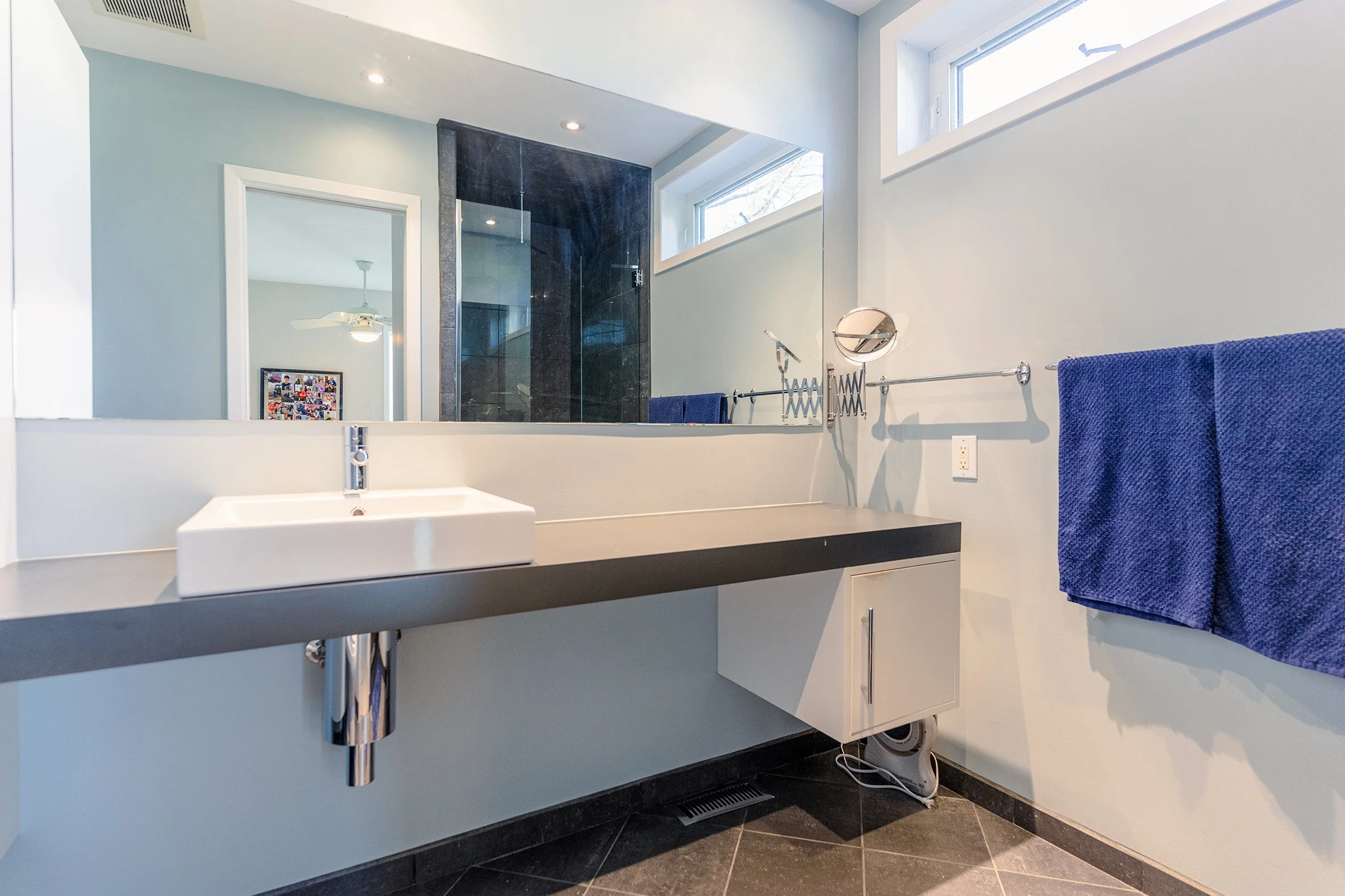 20. 87 Stoneham Crescent.jpg