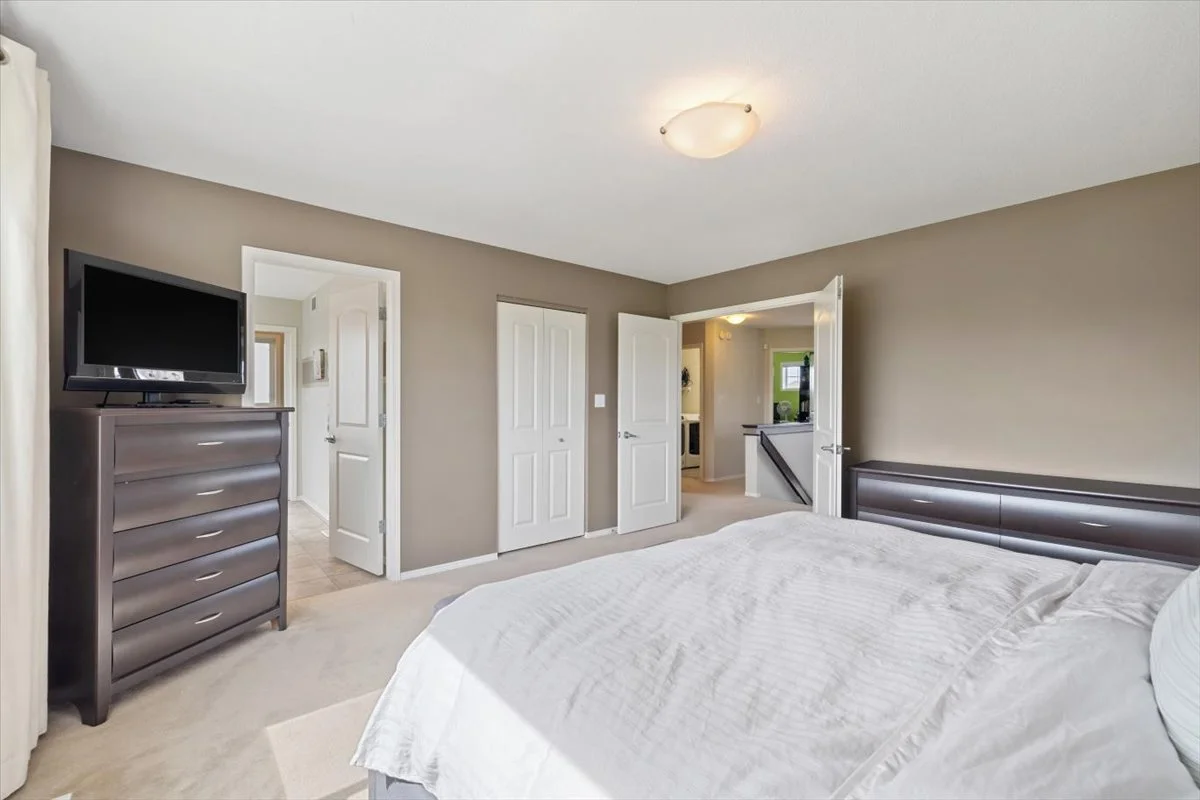 20-46 Sunkist Cove-18.jpg