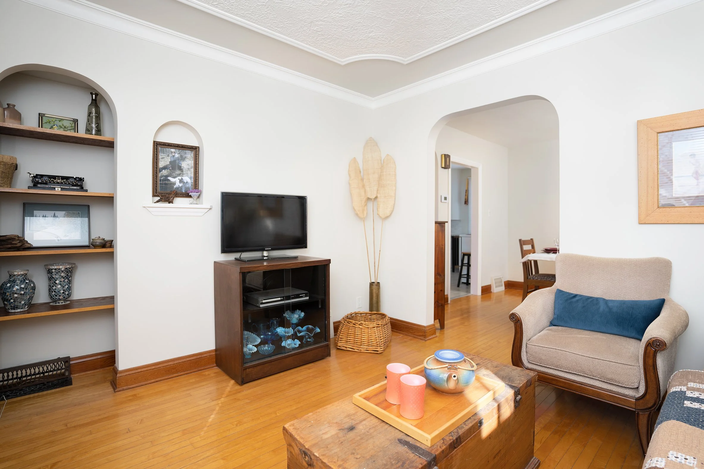 13. 397 Edgewood Street.jpg