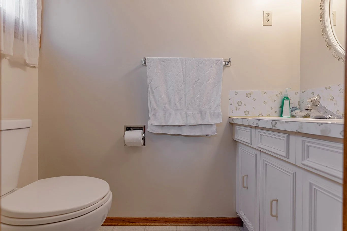 30. 11 Deborah Place.jpg