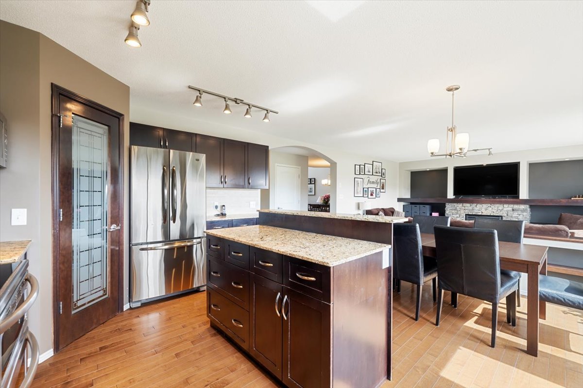 13-46 Sunkist Cove-11.jpg