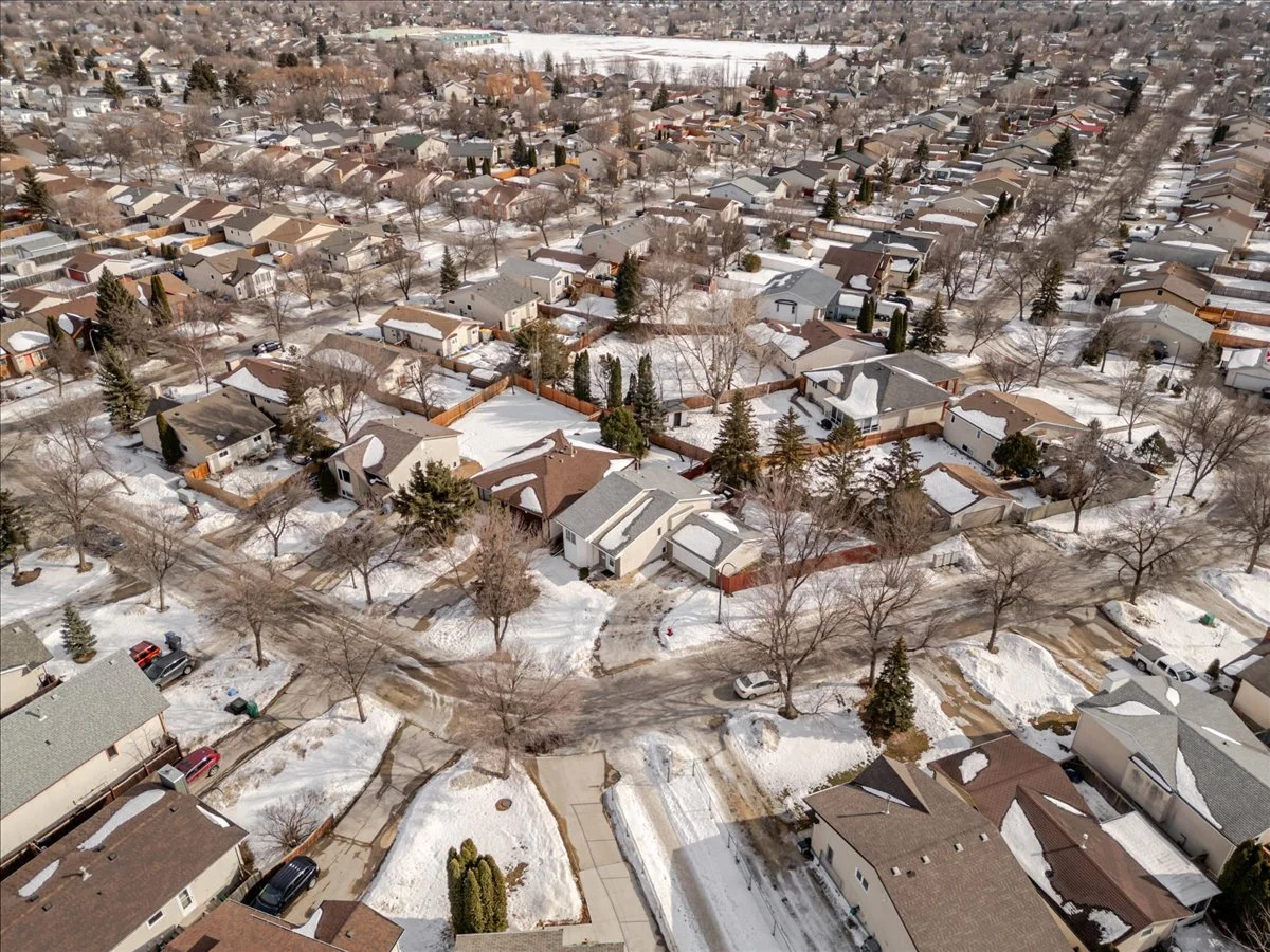 04-134 Goldthorpe Crescent-04.jpg