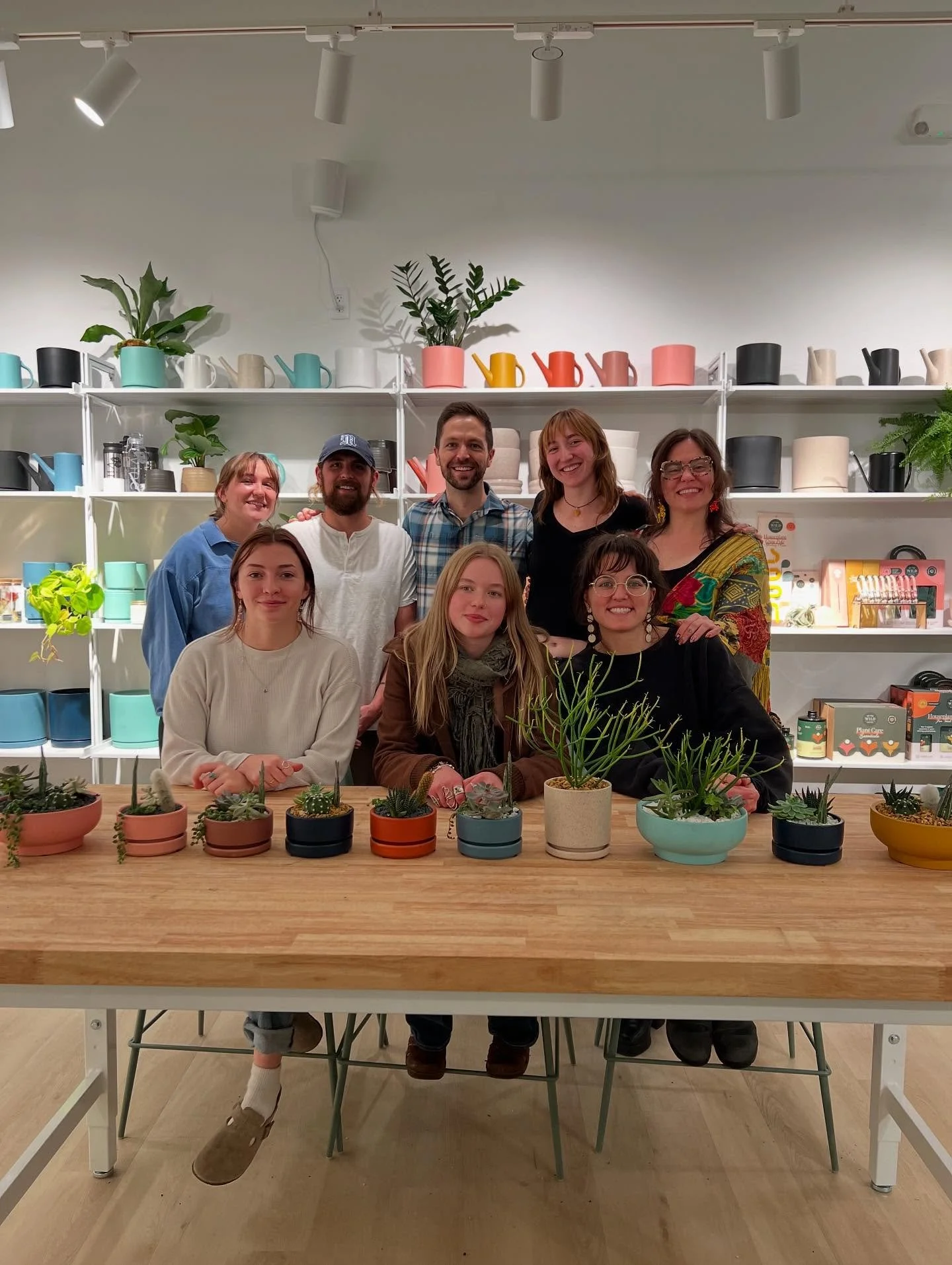 HAPPY BIRTHDAY TO OUR DEAR FRIEND @growwithvine !!
It’s been one year since he opened his doors, and we are so grateful to be in commmunity with him. Ryan’s shop is magical, pulsing with life and beautiful greenery. He’s added so m