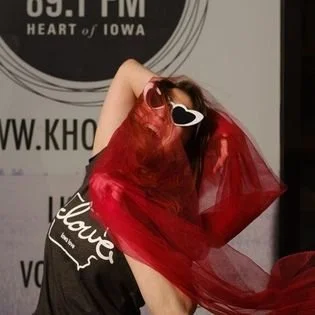 Khoi pic fun glasses.jpg