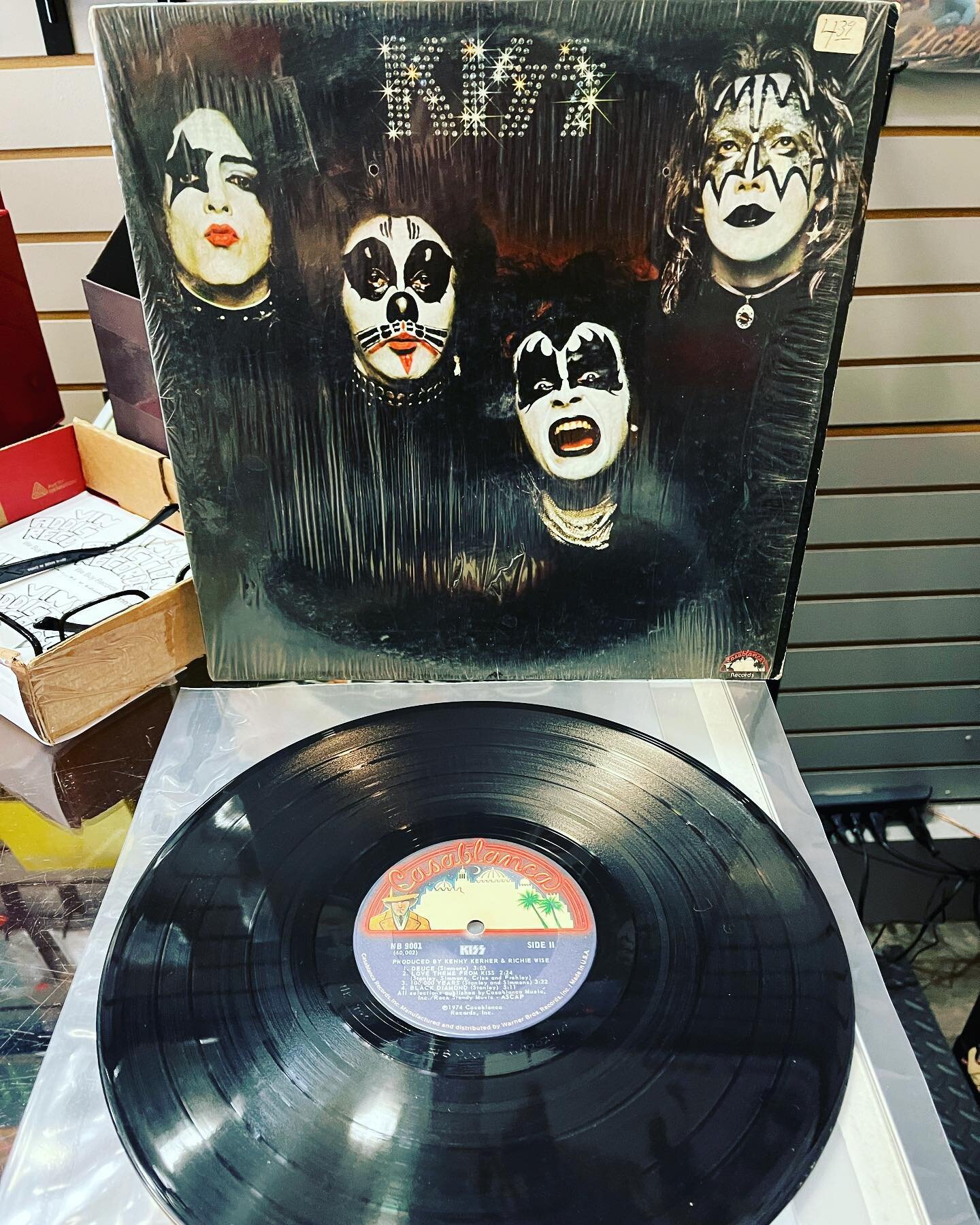 Got another. No Kissing Time&hellip;in shrink&hellip; looks like first press.  #vinyladdictionrecords #records #vinylrecords #vinylrecords #recordshop #njrecordstore #webuyrecords #vinylrevolutionrecordshow #franticcitynj