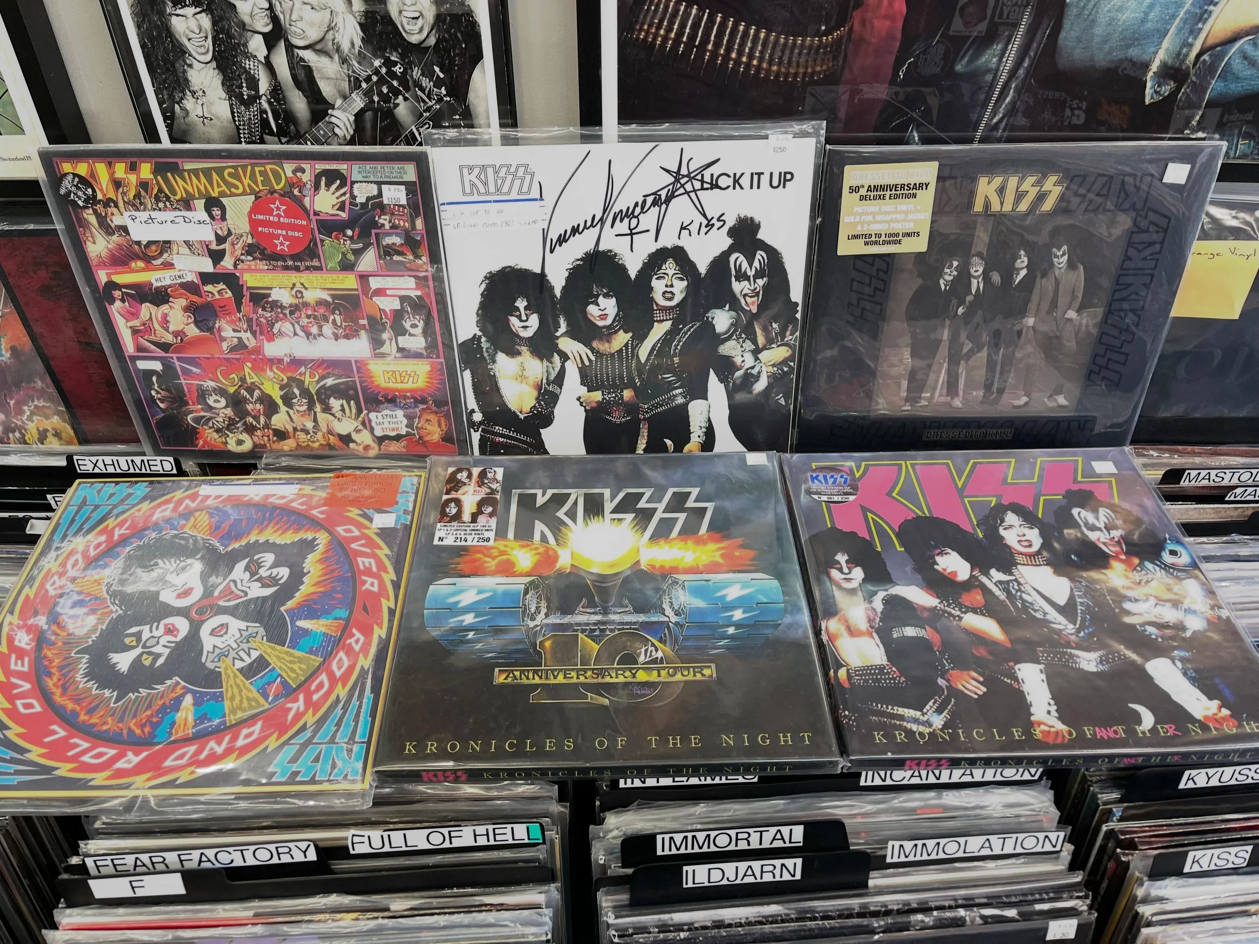 new arrivals.

#vinyladdictionrecords