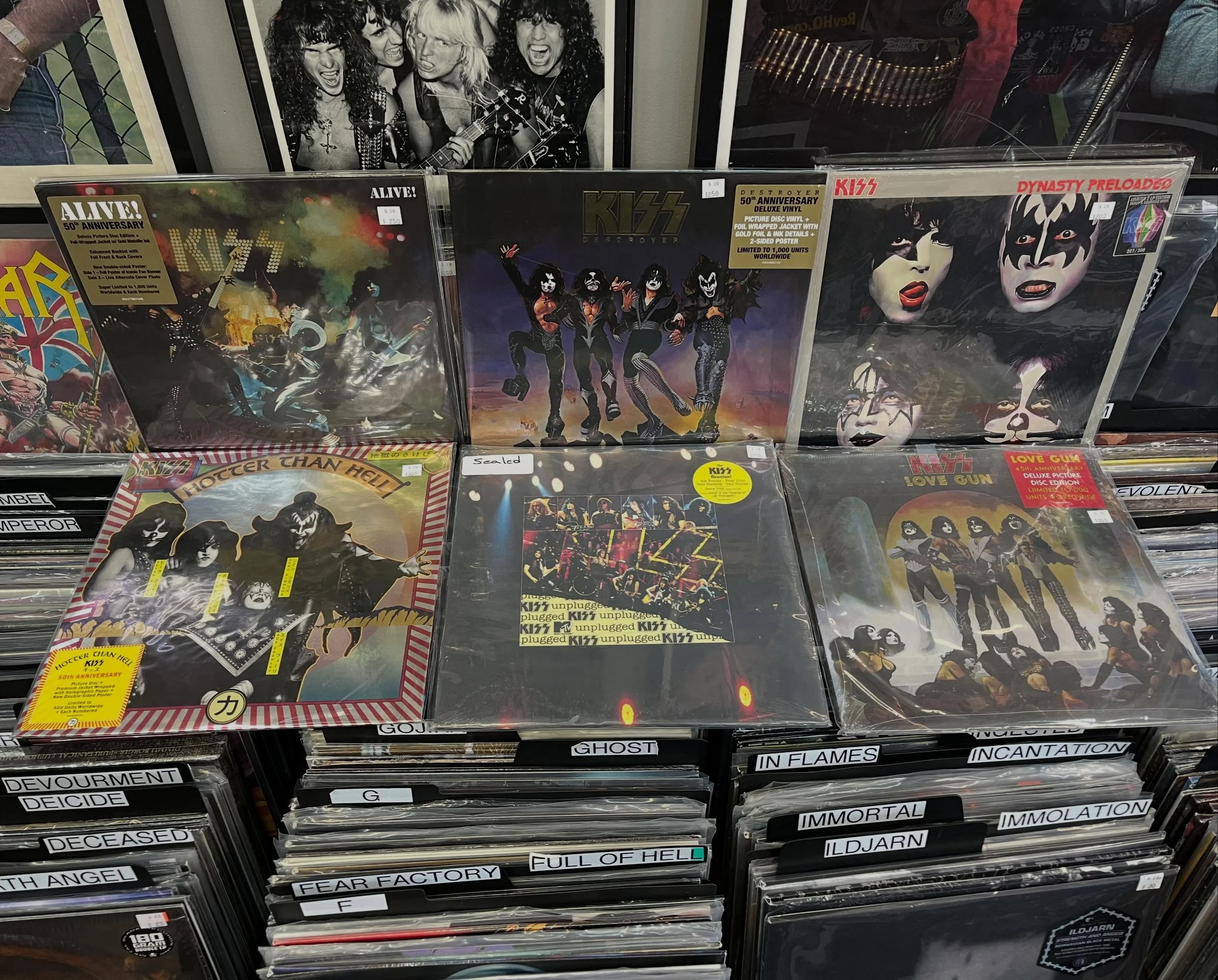 #kiss 

new arrivals.

#vinyladdictionrecords