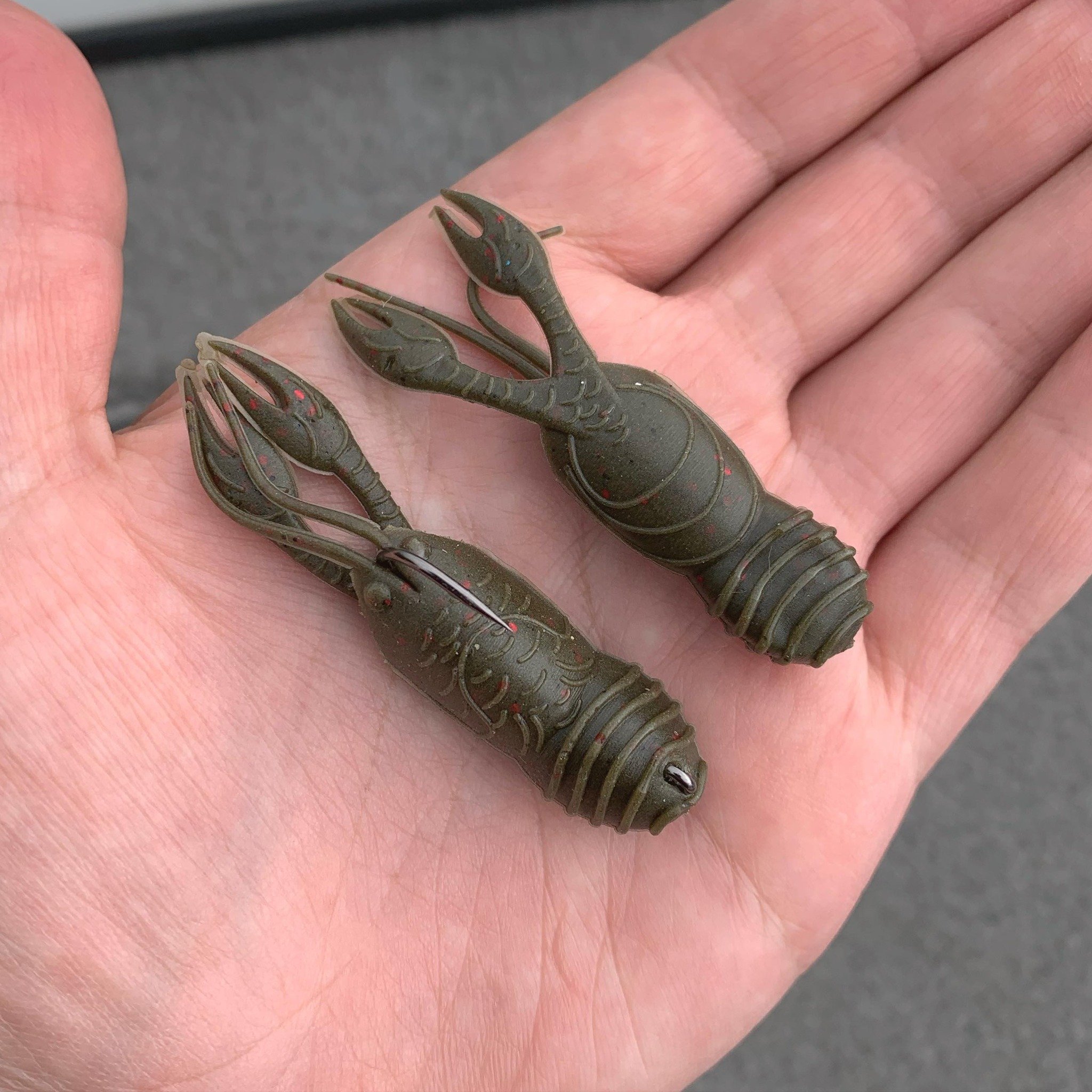 👀Top and bottom view of our 2.5&rdquo; Juvy Craw Tube. Notice the bottom is flat? &hellip; That keeps the bait from rolling over when it hits the bottom so it&rsquo;s always looking natural down there when that big pressured smallmouth comes over to
