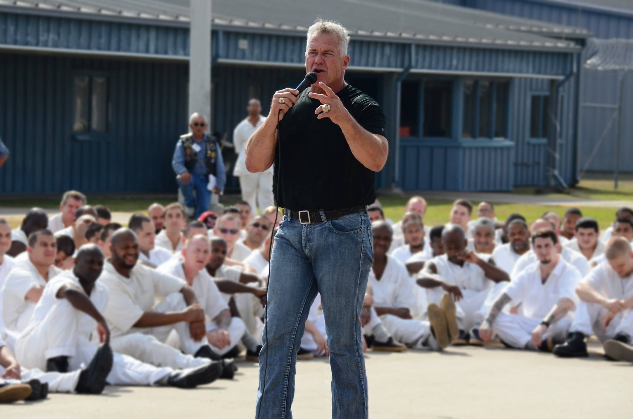 Bruce Collie preaching in prison