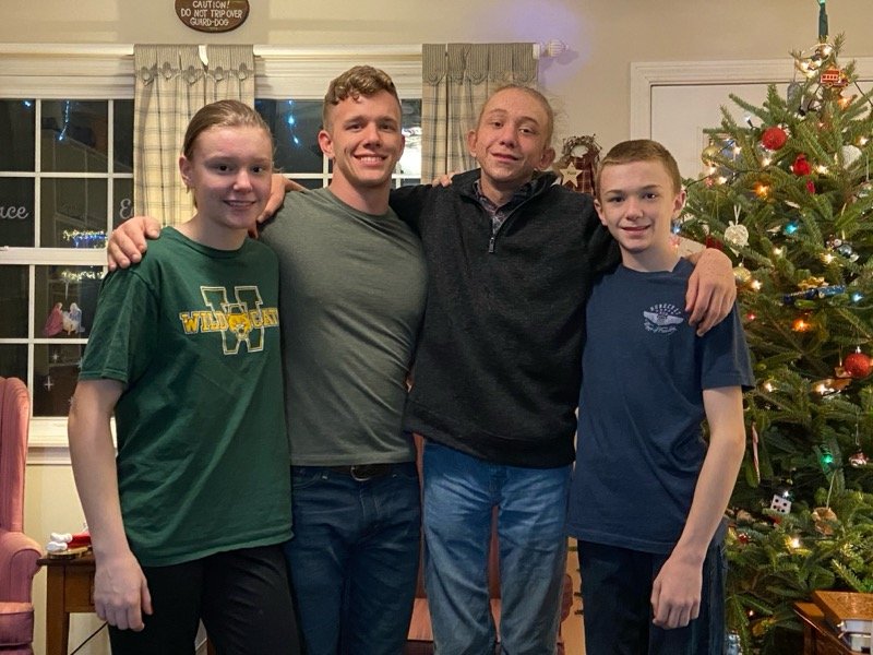 Unexpected Christmas reunion with his siblings. Their first Christmas together in 13 years!