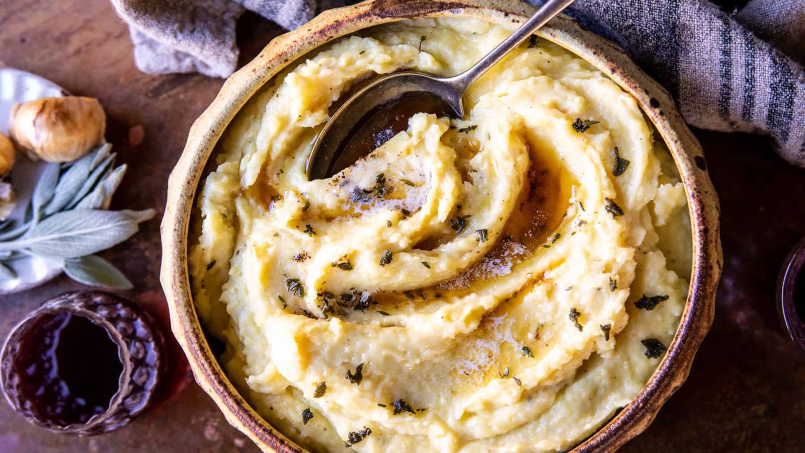 3 Methods for How to Reheat Mashed Potatoes