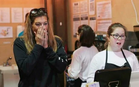 Cari Roccaro's Fun Day as Celebrity Barista at 321 Coffee