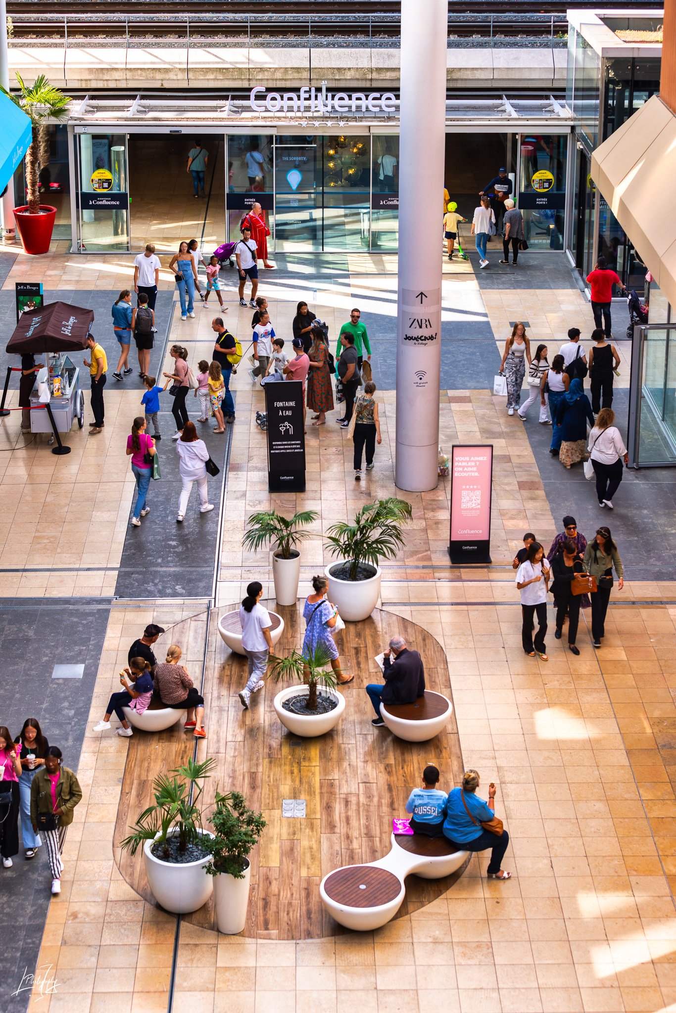 Pôle_de_Commerces_et_de_Loisirs_Confluence-24.jpg