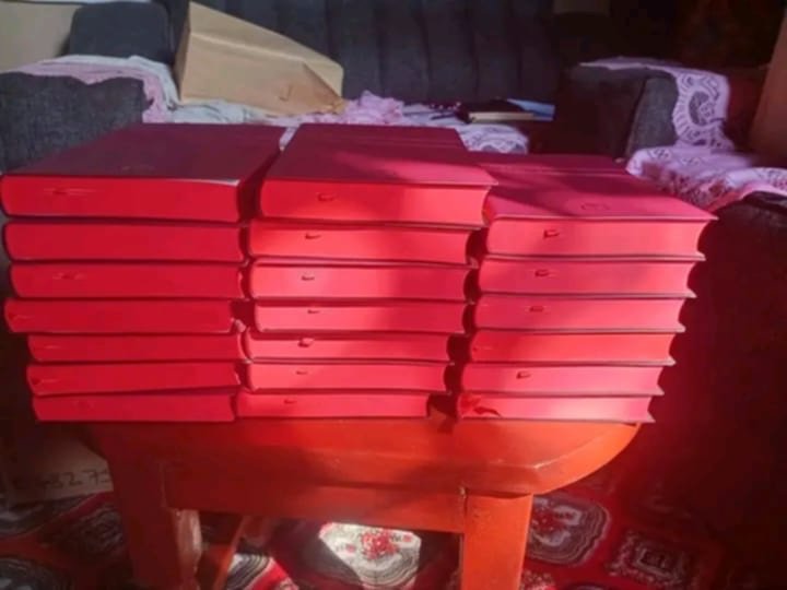 Bibles.jpg