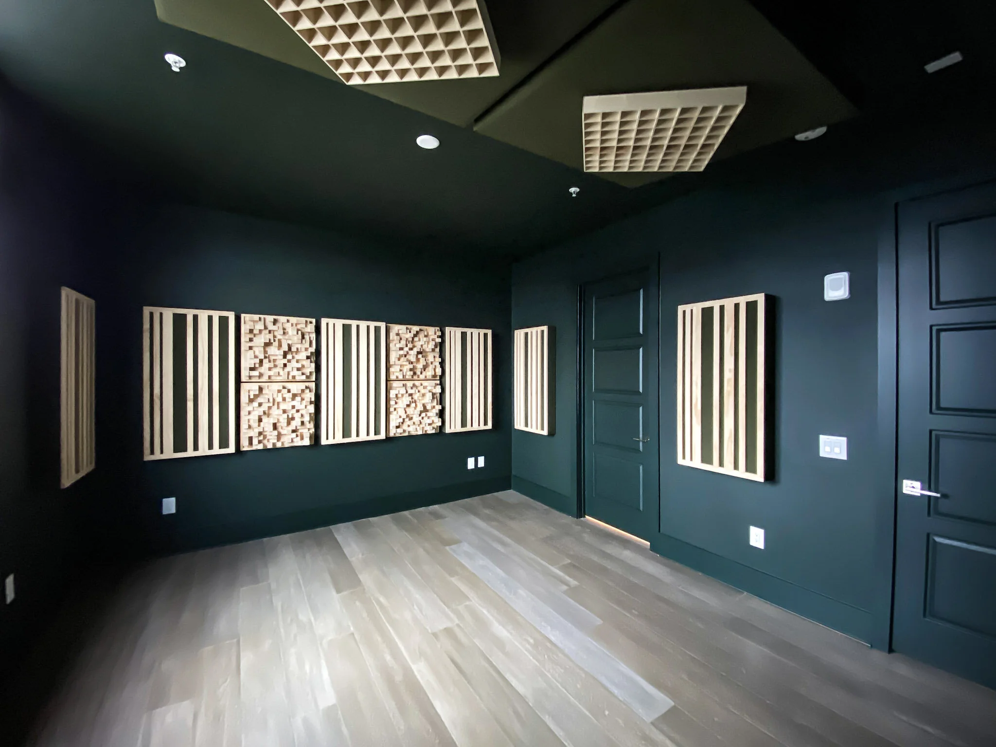 Primitive Root Diffuser — Music City Acoustics