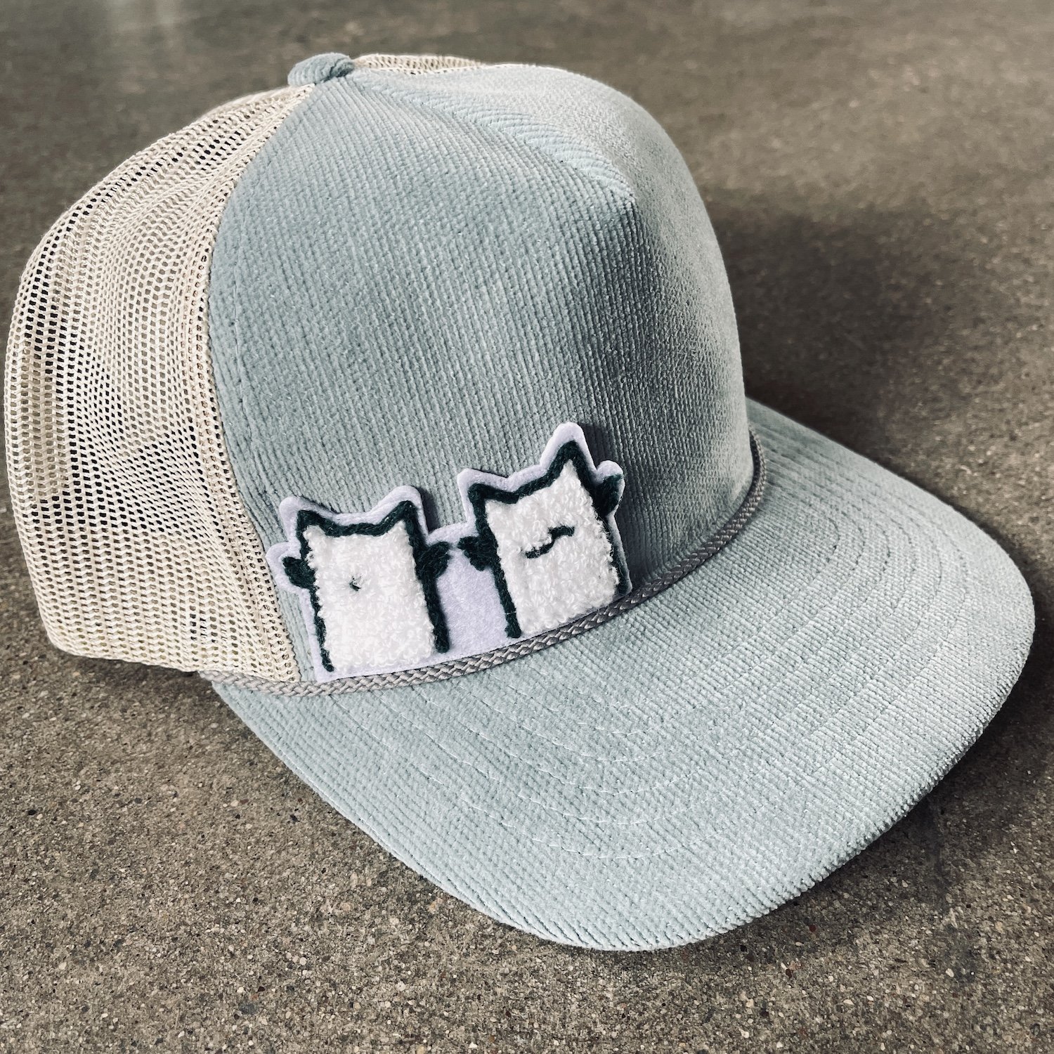 trucker-hat corduroy-mesh-two-cat-patch-light-blue-white.jpg