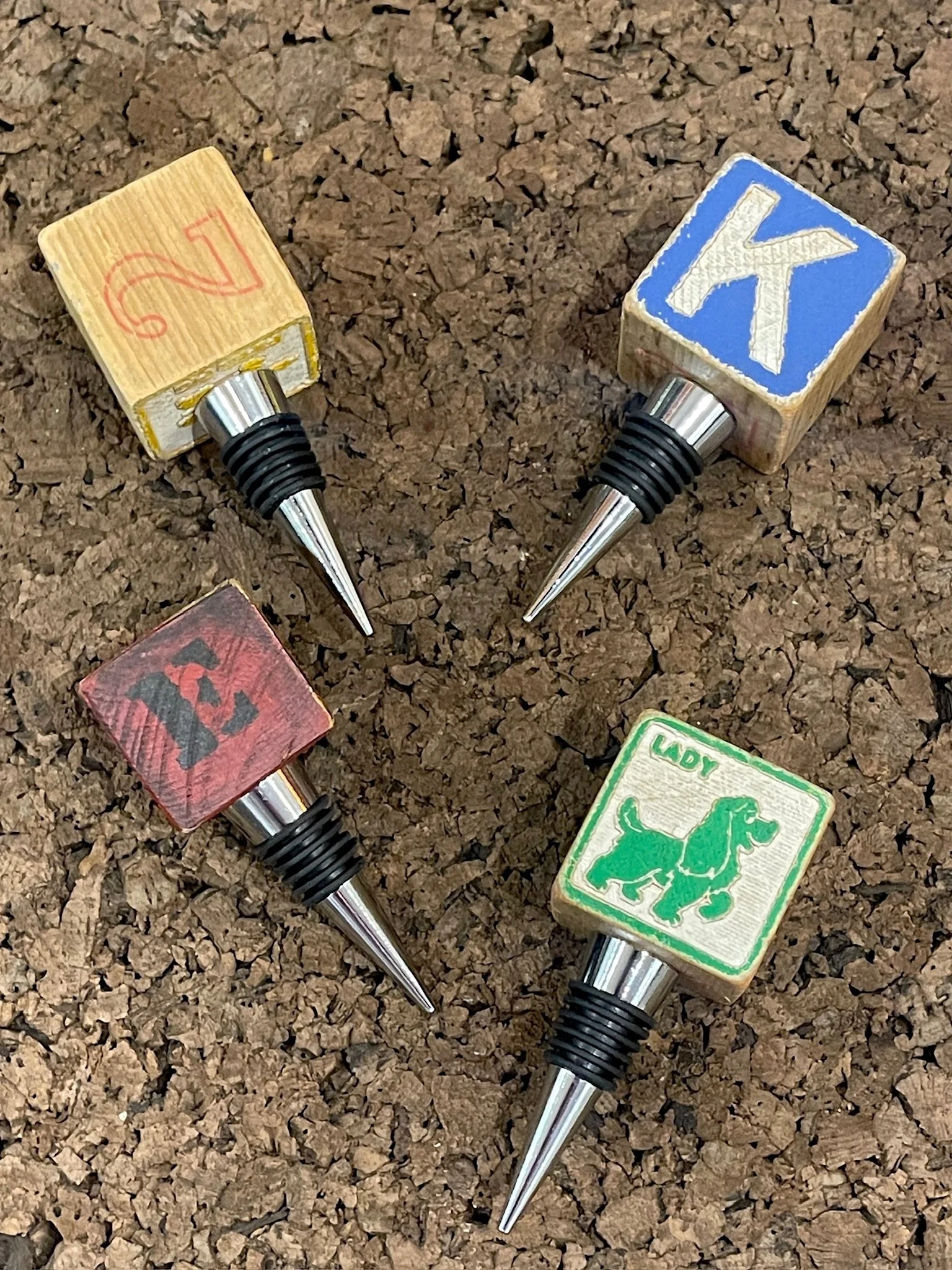 Vintage Wood Block Wine Stopper