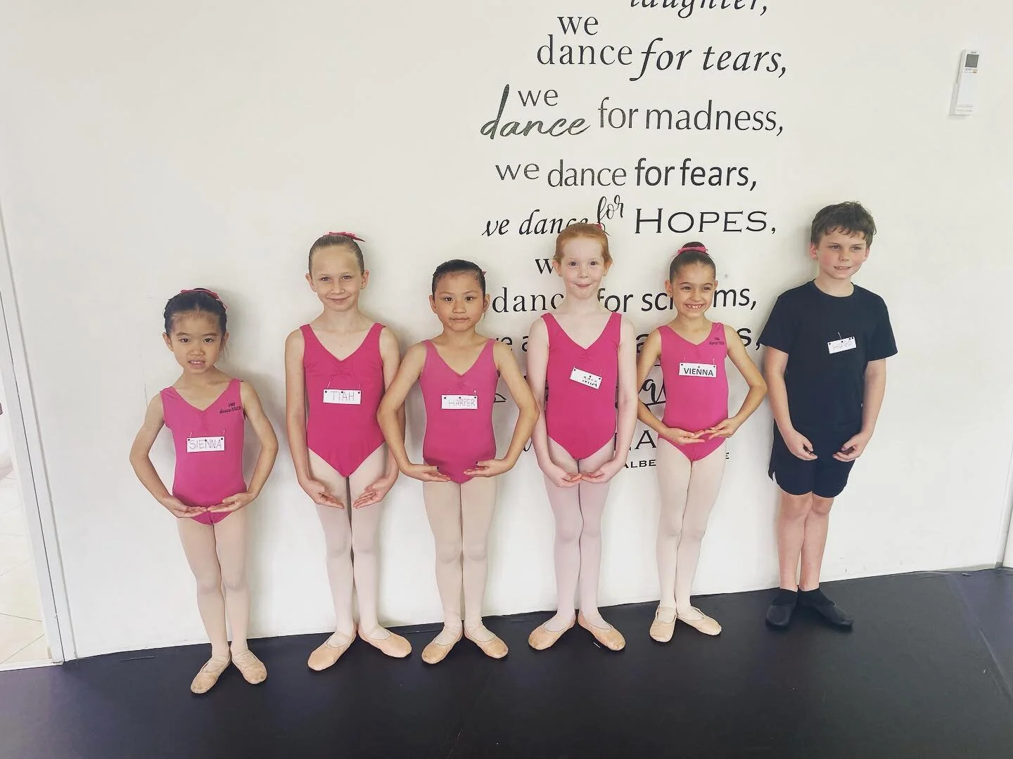 VIBE DANCE STUDIO Dance School Acacia Ridge QLD