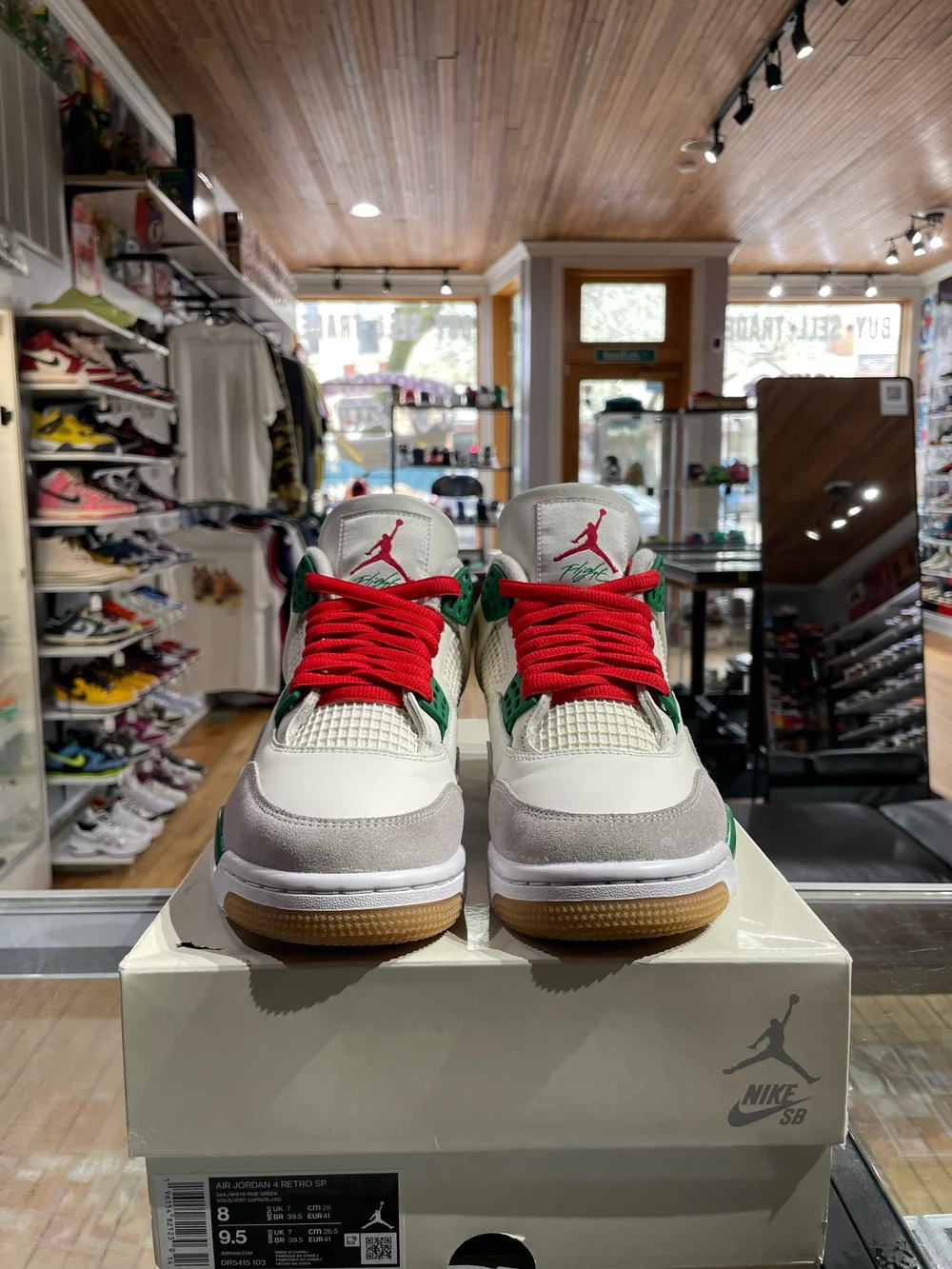 Size 8 Jordan 4 SB Pine Green — KENOKICKS