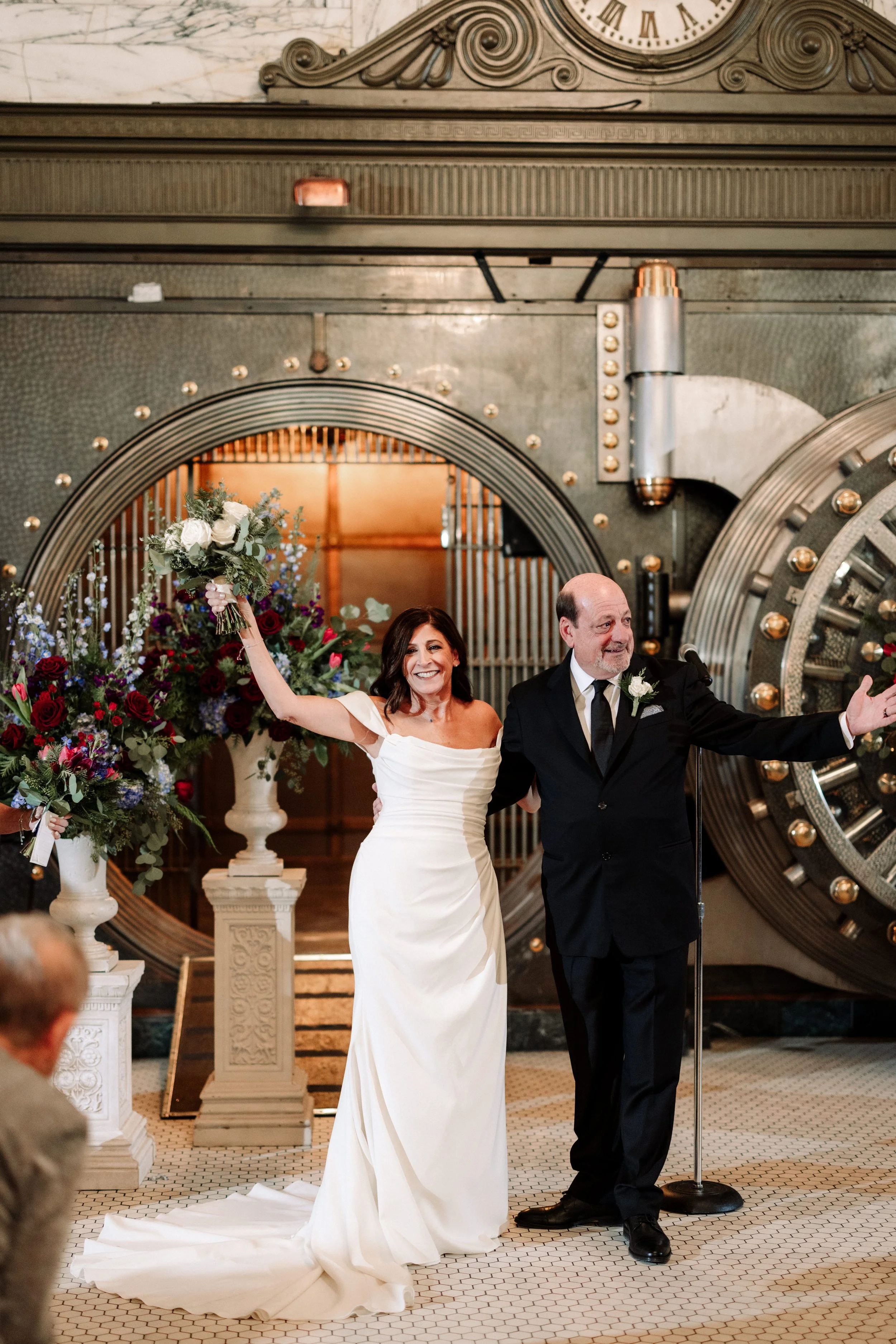 winter-milwaukee-wedding-the-society-mcniel-photography 57.jpg