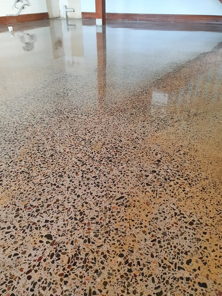 llprojects-polished-concrete-barrington-coast15.jpg